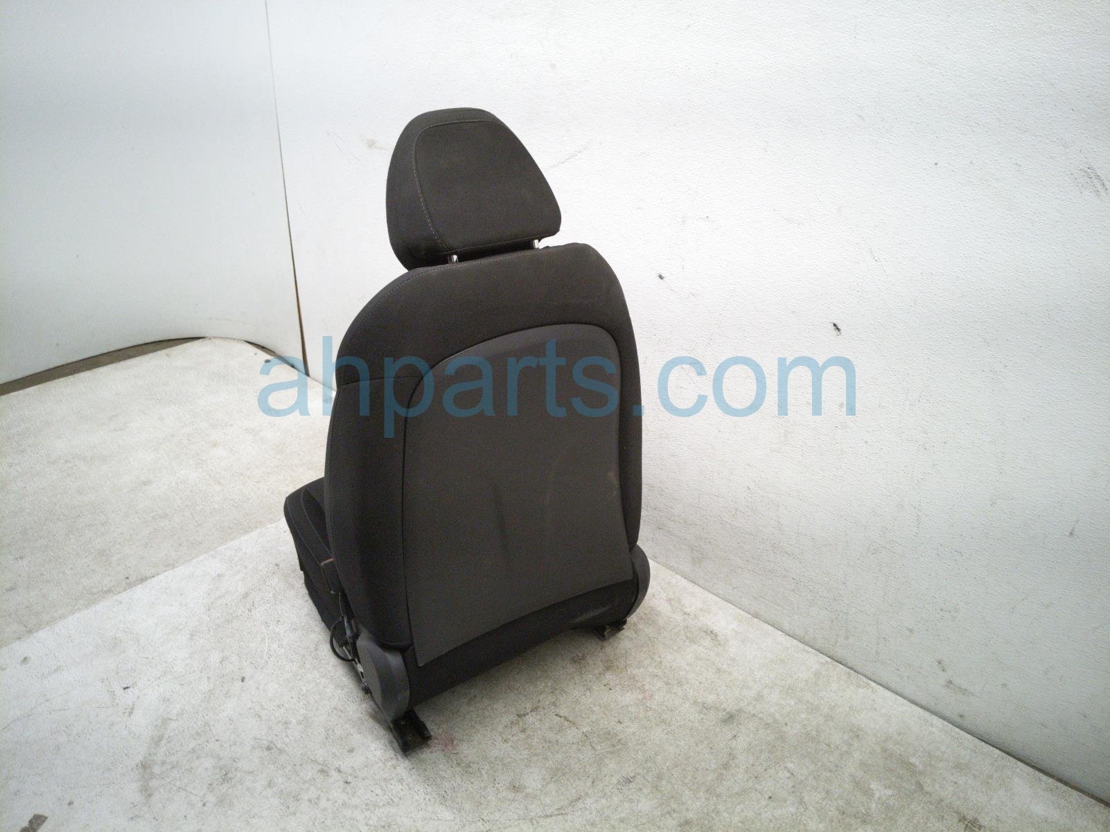 2022 Hyundai Elantra Front Passenger Seat Black Blown Airbag 88400 AB010 G8S Replacement 2022 Hyundai Elantra Front Passenger Seat Black Blown Airbag 88400 AB010 G8S Replacement thumbnail