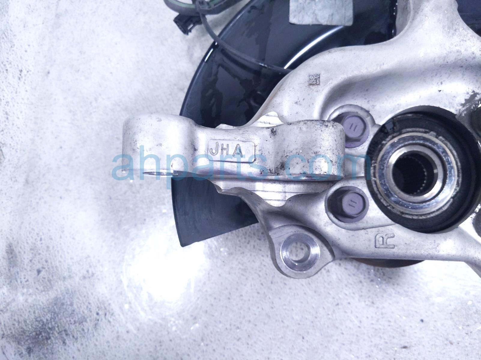 2021 Toyota Highlander Axle Stub Rear Passenger Spindle Knuckle Hub Awd 42304 0E090 Replacement 2021 Toyota Highlander Axle Stub Rear Passenger Spindle Knuckle Hub Awd 42304 0E090 Replacement thumbnail