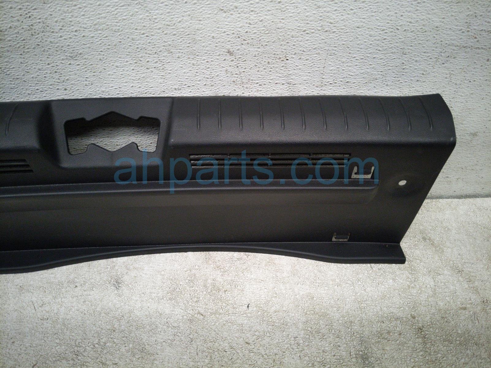 2026 Hyundai Venue Rear Trunk Sill Scuff Plate Blk 85770 K2000 Replacement 2026 Hyundai Venue Rear Trunk Sill Scuff Plate Blk 85770 K2000 Replacement thumbnail