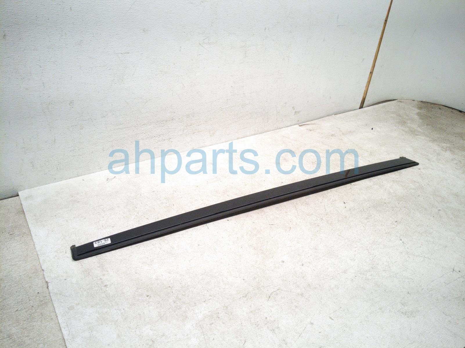 2020 Land Rover Range Rover Sport Driver Roof Weatherstrip Molding LR109389 Replacement 2020 Land Rover Range Rover Sport Driver Roof Weatherstrip Molding LR109389 Replacement thumbnail