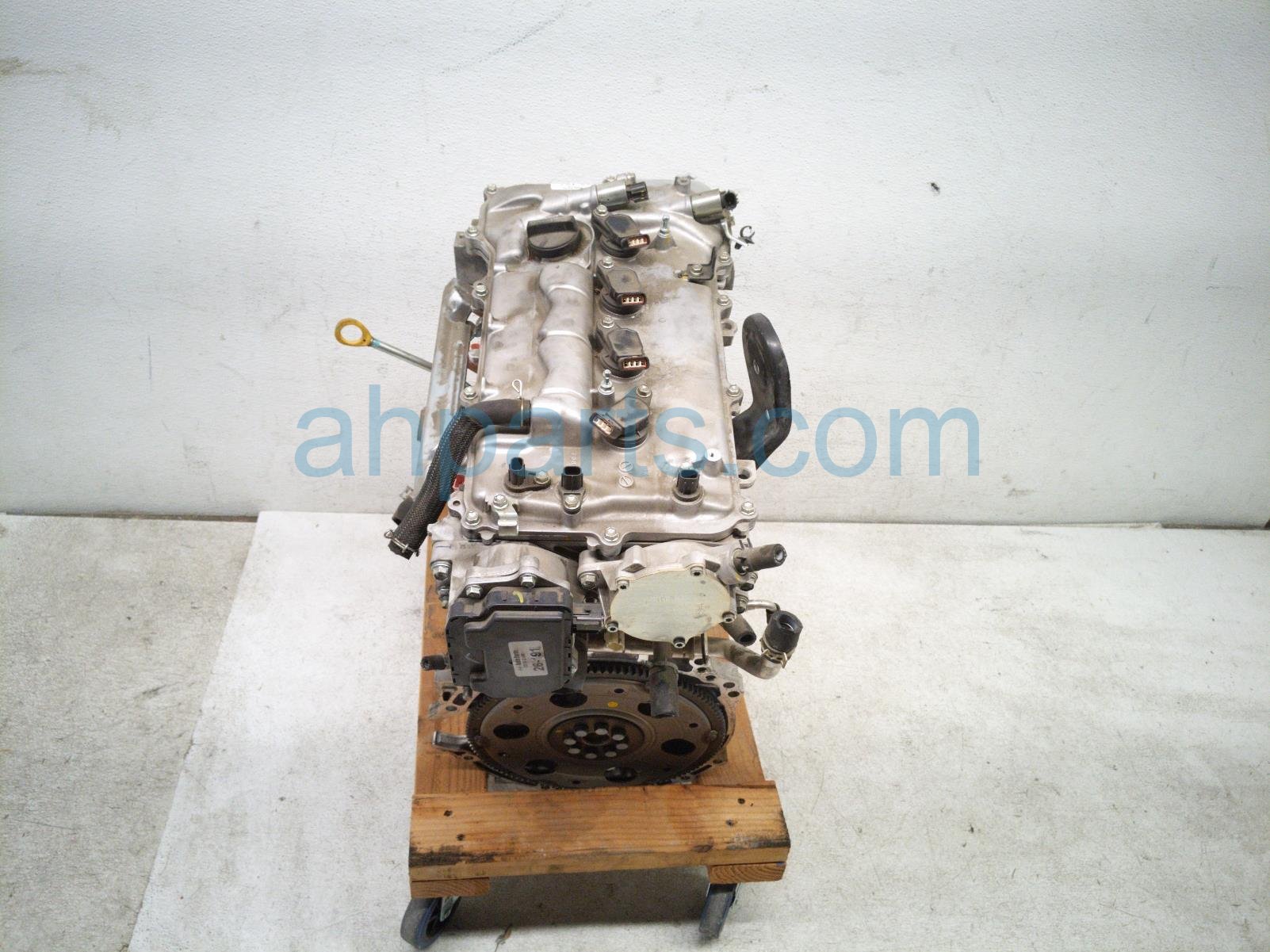 Toyota LONG BLOCK ENGINE / MOTOR = 70K MI