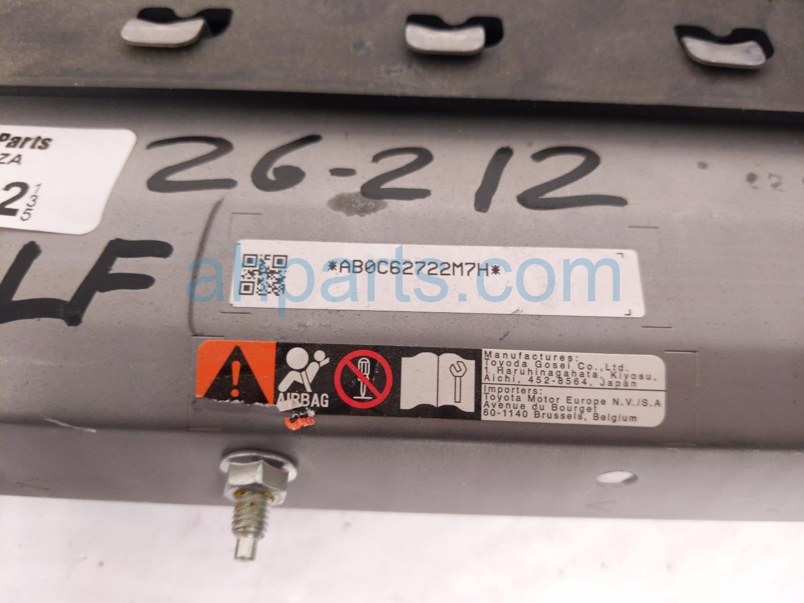 Toyota DRIVER KNEE AIR BAG