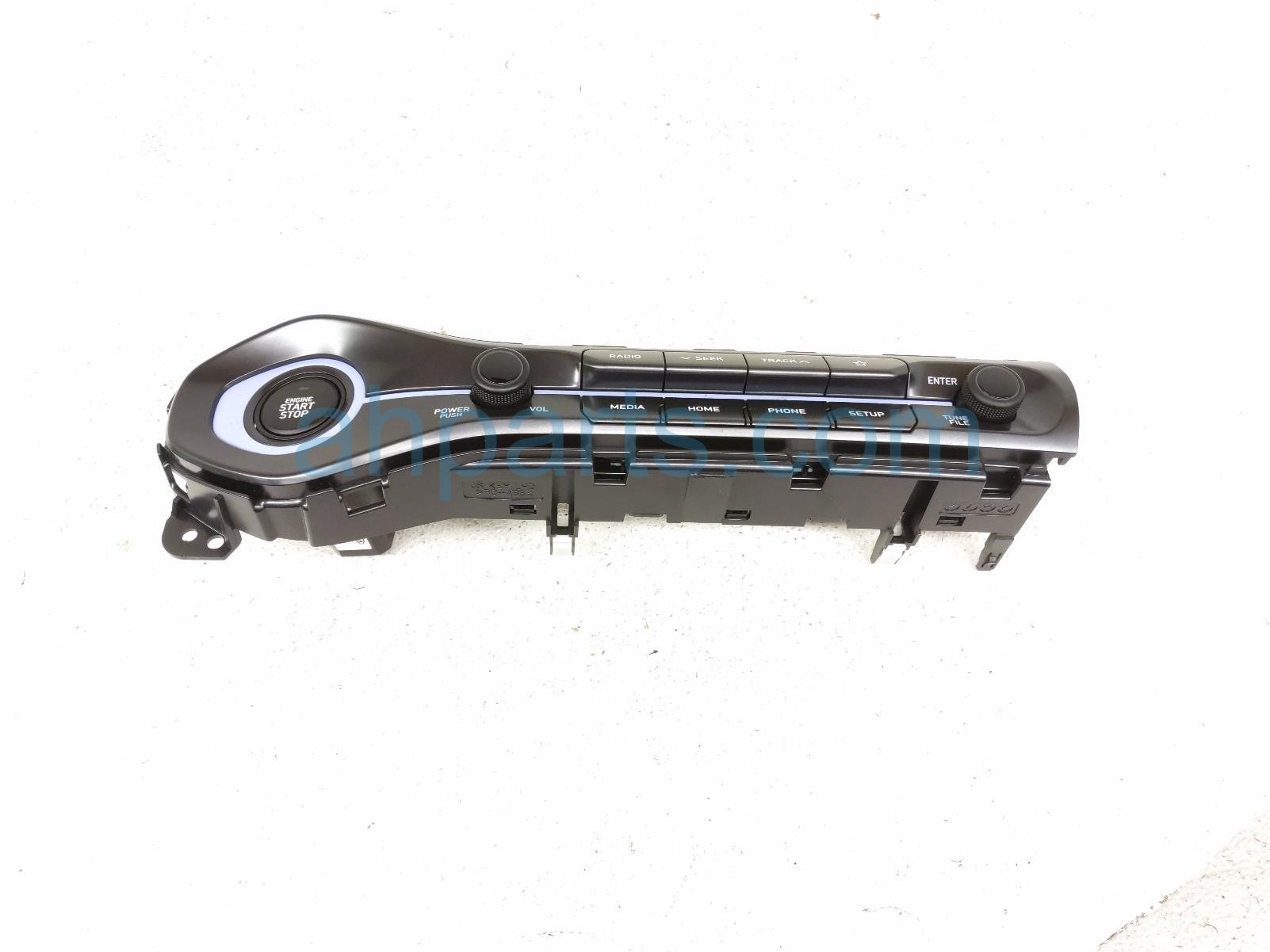 2020 Hyundai Veloster Audio/radio Control Panel 96540 J3000 MPP Replacement 2020 Hyundai Veloster Audio/radio Control Panel 96540 J3000 MPP Replacement thumbnail