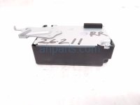 Toyota KEYS & TPMS RECEIVER - RR/RH Toyota KEYS & TPMS RECEIVER - RR/RH