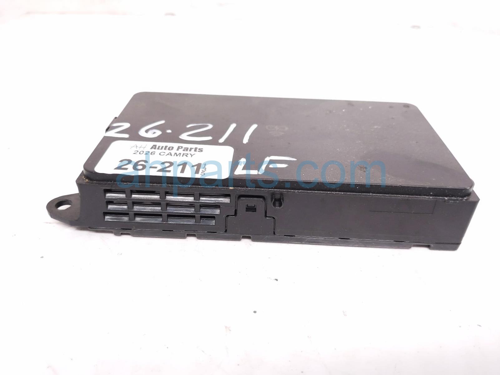 Toyota WIRELESS PHONE CHARGER MODULE