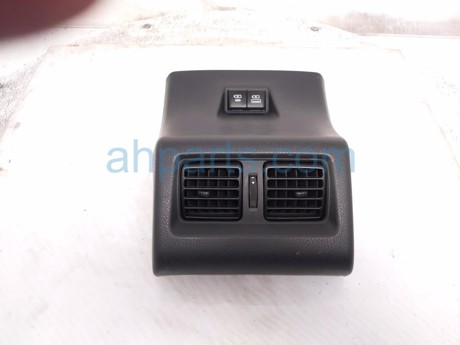 Toyota REAR CONSOLE VENT TRIM PANEL-BLK