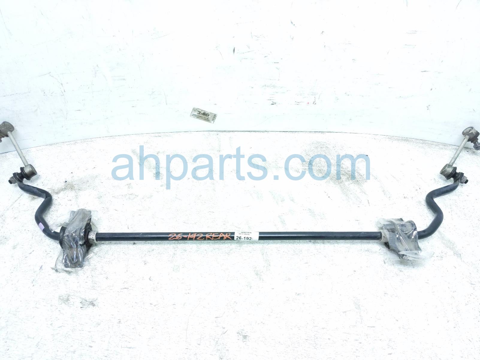 Lexus REAR STABILIZER / SWAY BAR W/LINKS