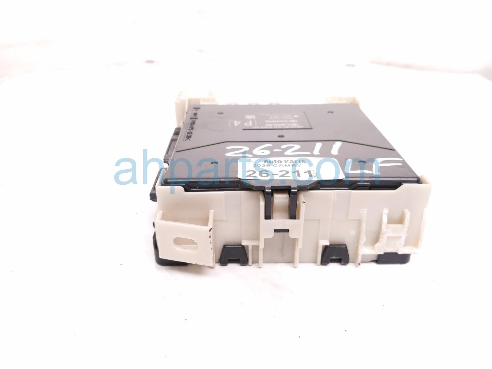 Toyota MULTIPLEX BODY CONTROL MODULE