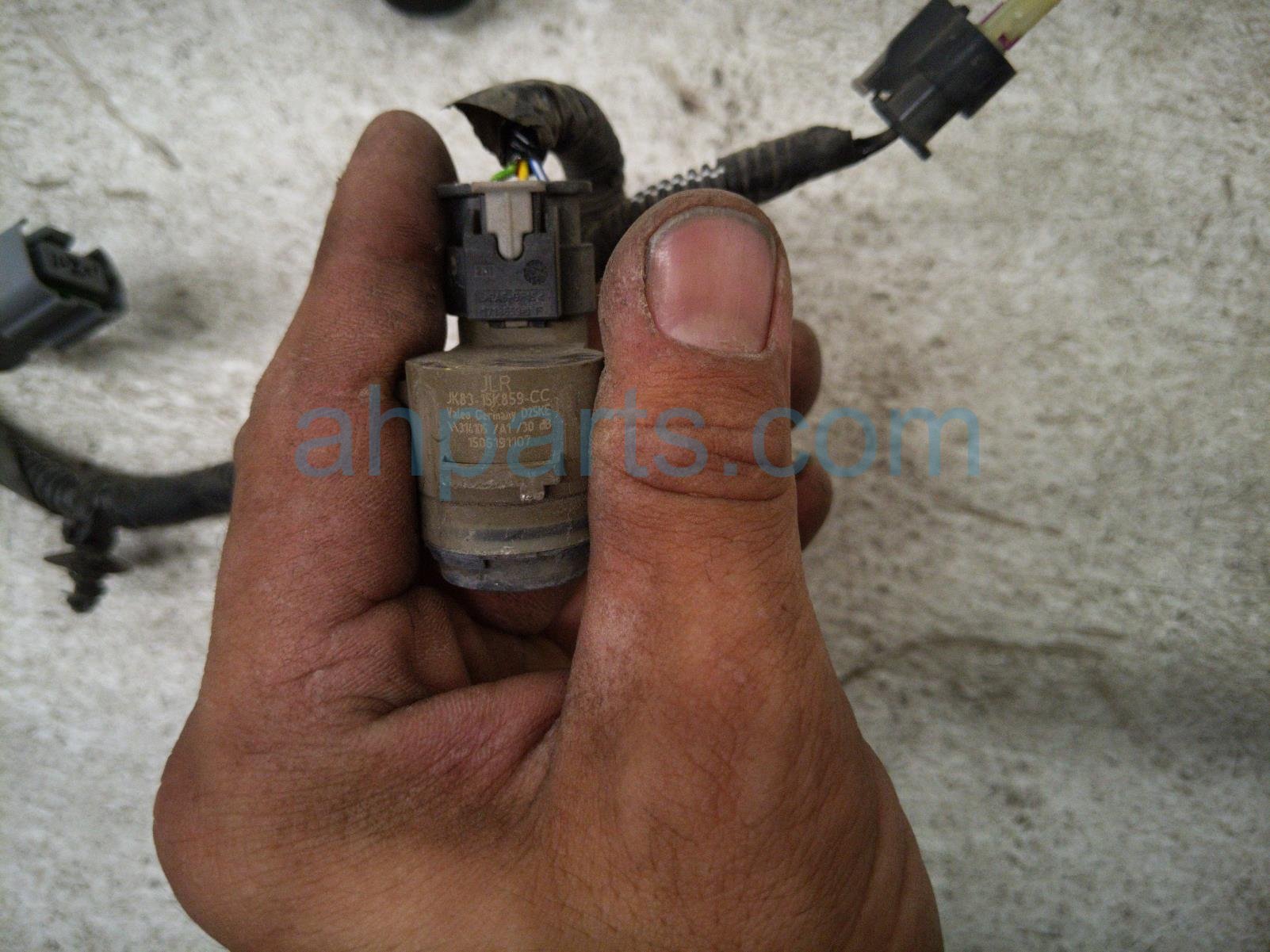 2020 Land Rover Range Rover Sport Rear Bumper Wiring Harness W/sensors LK62 15B484 DA Replacement 2020 Land Rover Range Rover Sport Rear Bumper Wiring Harness W/sensors LK62 15B484 DA Replacement thumbnail