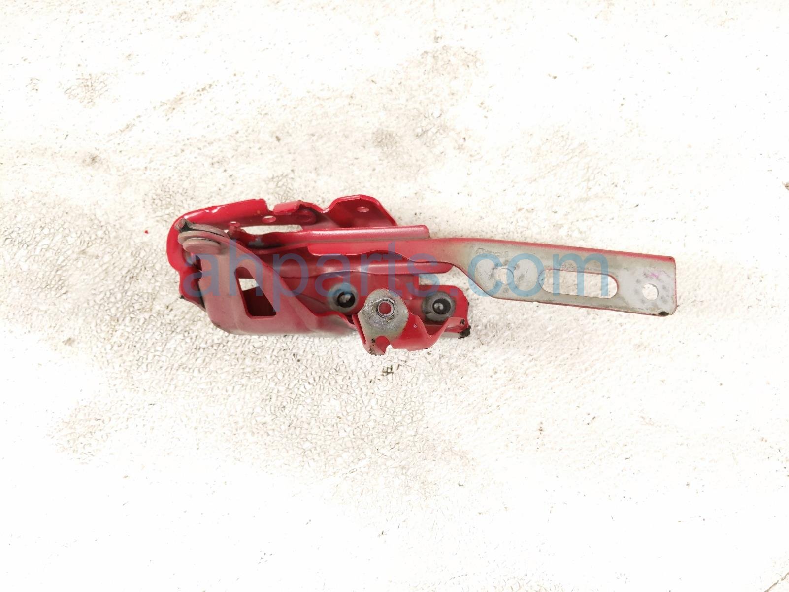 Honda RH HOOD HINGE - RED