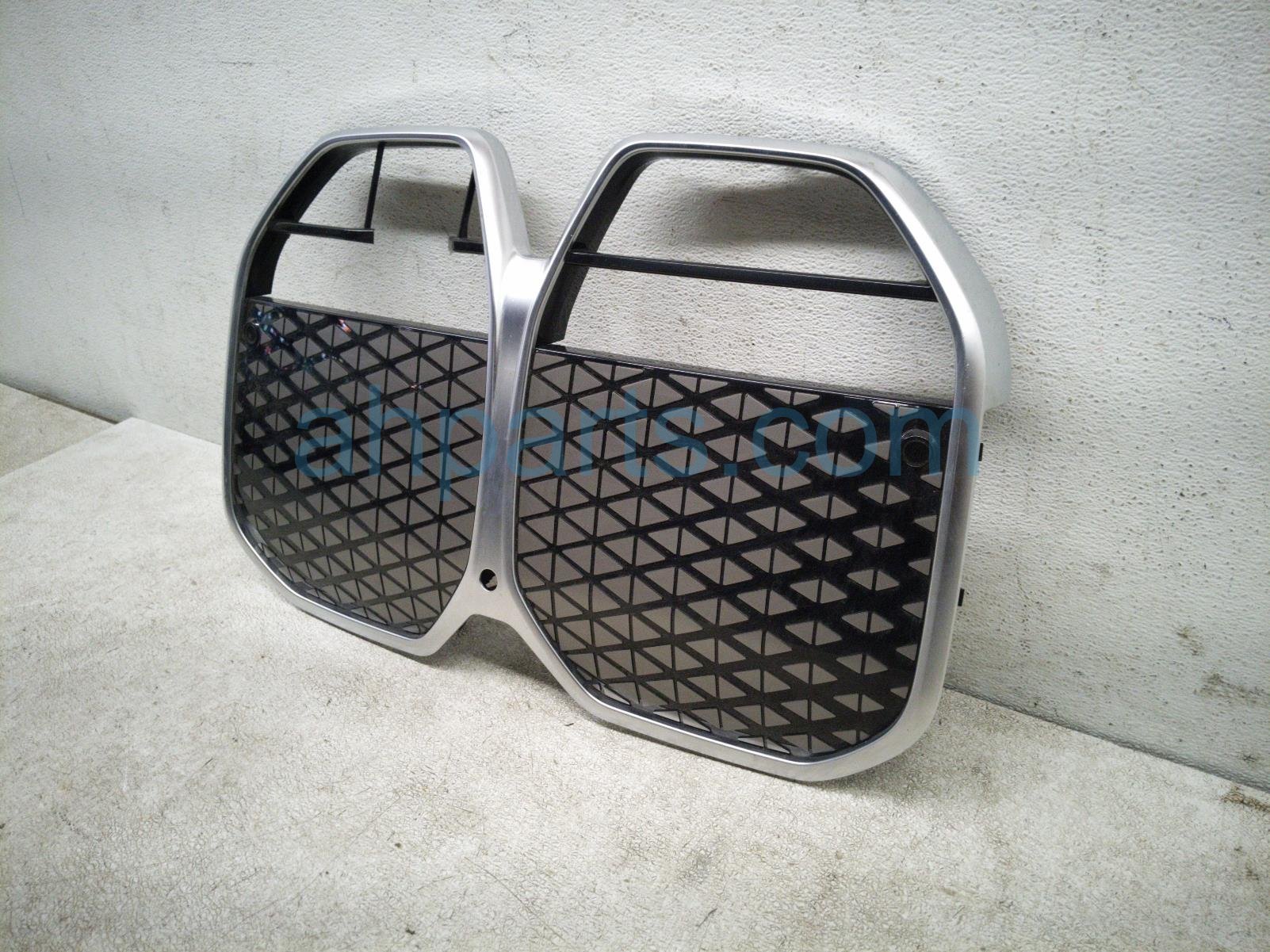 2025 BMW I4 Upper Grille Gray / Chrome 51 13 5 A79 D00 Replacement 2025 BMW I4 Upper Grille Gray / Chrome 51 13 5 A79 D00 Replacement thumbnail