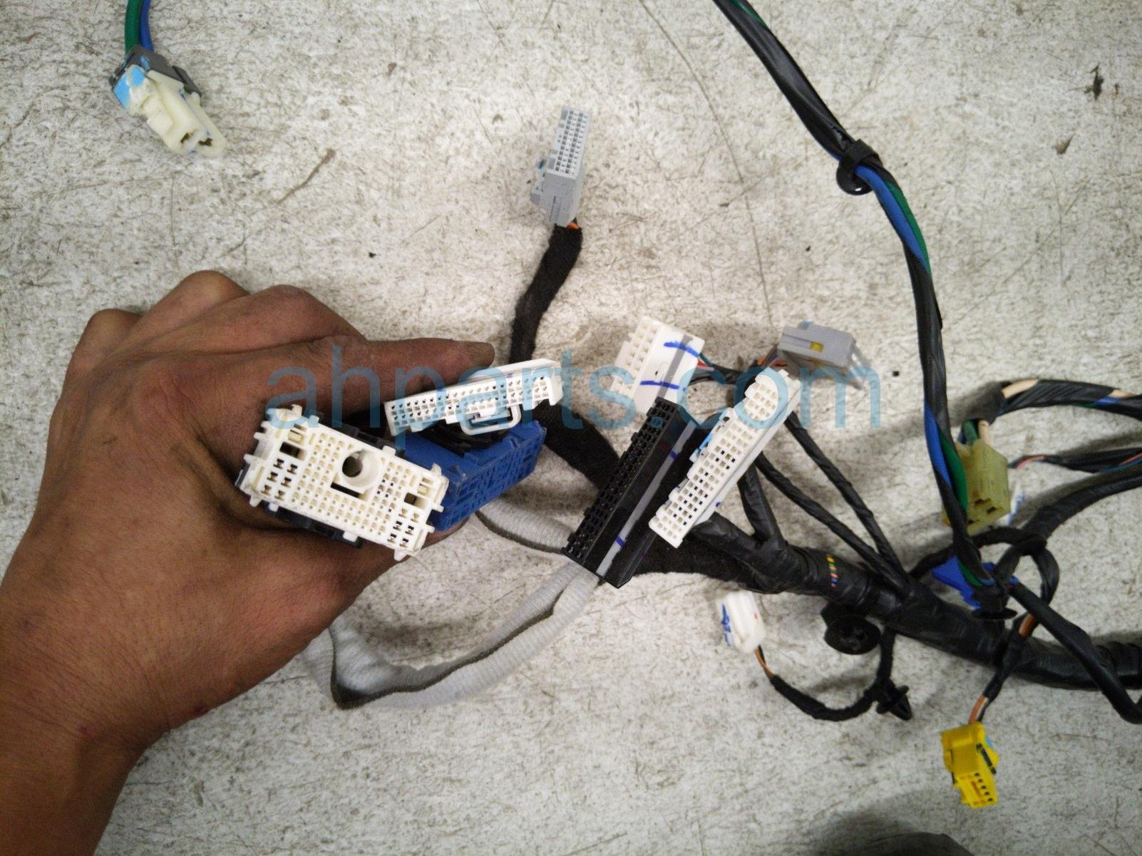2022 Hyundai Elantra Dash Instrument Wire Harness Sel 91700 AB040 Replacement 2022 Hyundai Elantra Dash Instrument Wire Harness Sel 91700 AB040 Replacement thumbnail