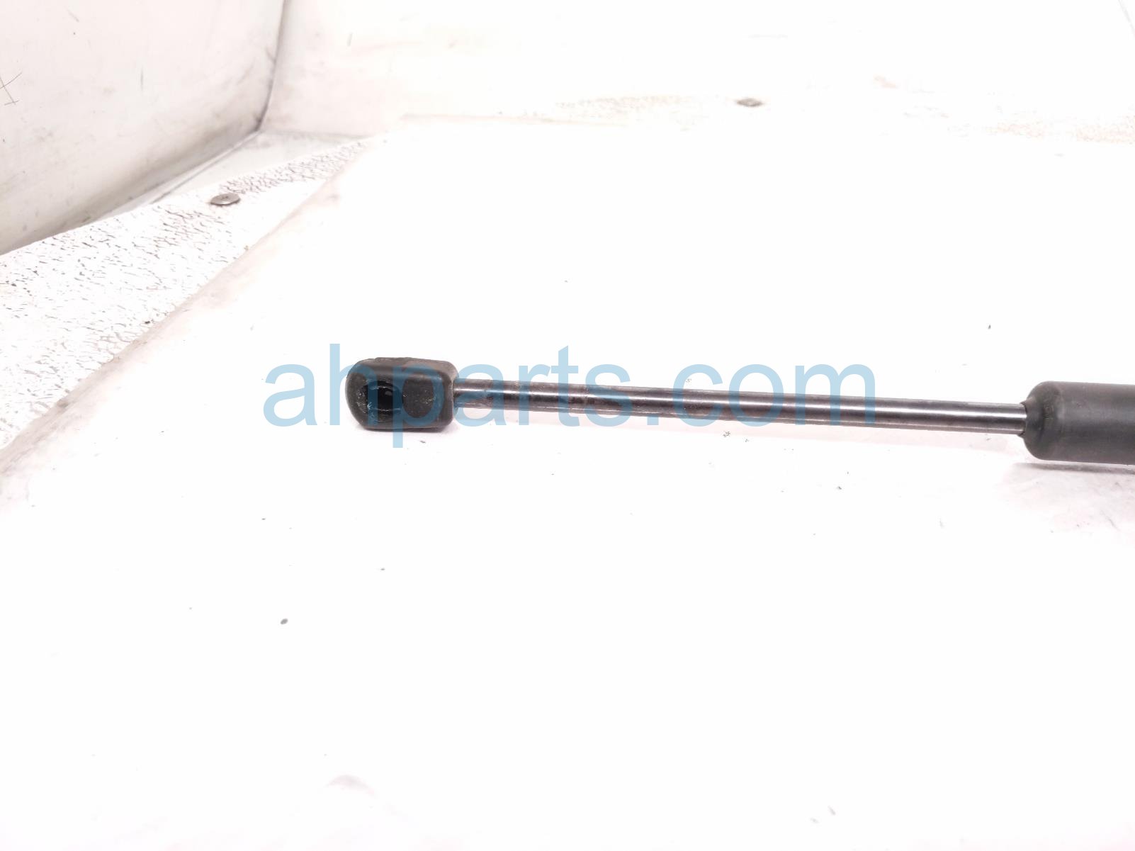 2026 GMC Acadia Driver Liftgate Shock Strut 88964058 Replacement 2026 GMC Acadia Driver Liftgate Shock Strut 88964058 Replacement thumbnail