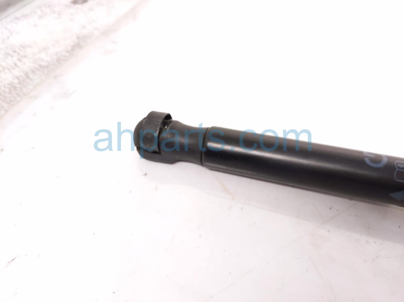 2026 GMC Acadia Driver Liftgate Shock Strut 88964058 Replacement 2026 GMC Acadia Driver Liftgate Shock Strut 88964058 Replacement thumbnail