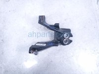 Toyota RH ENGINE MOUNT BRKT - 2.4L 4X4 Toyota RH ENGINE MOUNT BRKT - 2.4L 4X4