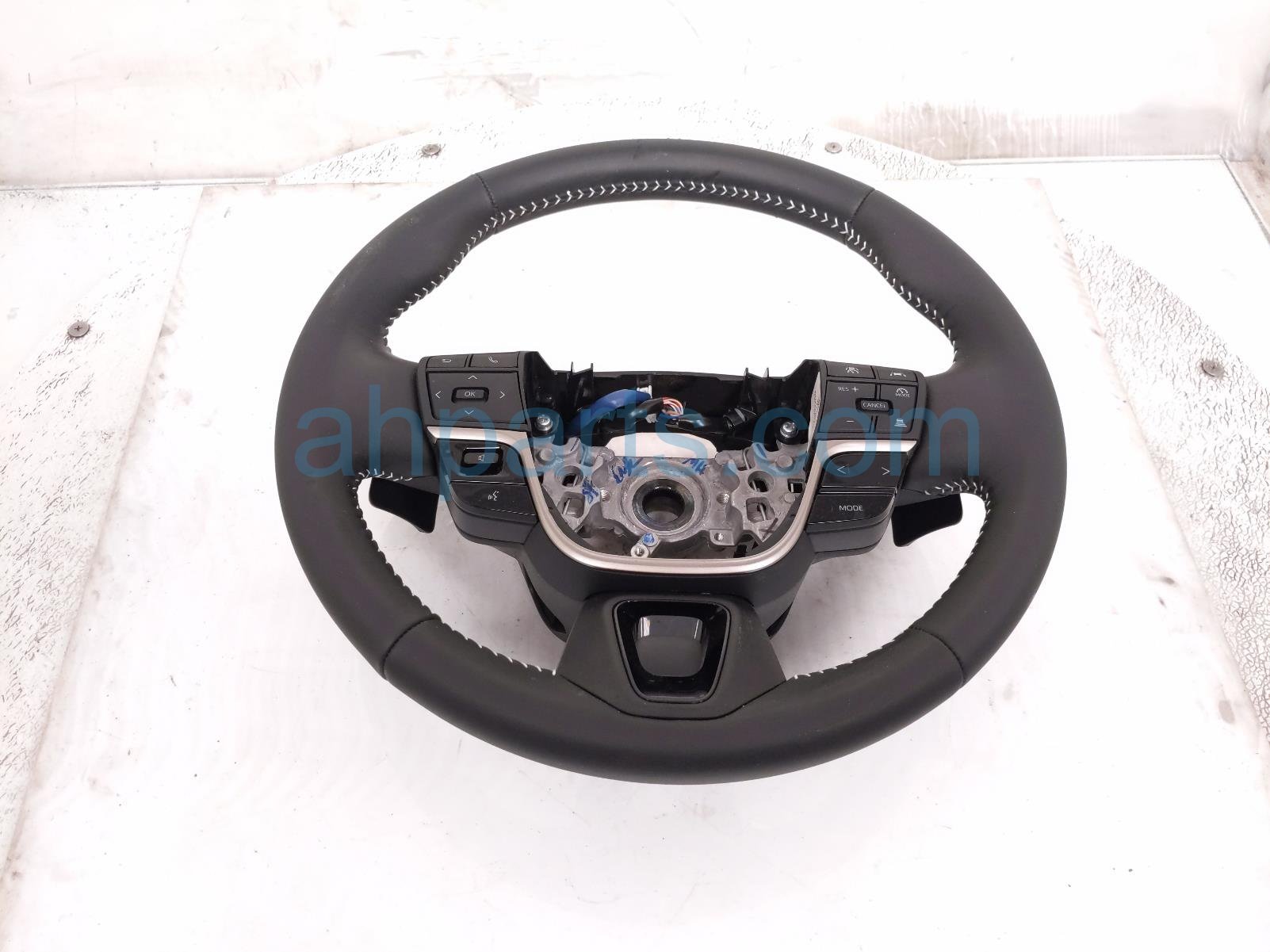 Toyota STEERING WHEEL W/PADDLES - BLACK - S