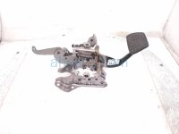 Toyota BRAKE PEDAL ASSY FL - 2.5L HYBRID Toyota BRAKE PEDAL ASSY FL - 2.5L HYBRID