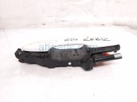 Toyota RR/RH EXTERIOR DOOR HANDLE - WHITE Toyota RR/RH EXTERIOR DOOR HANDLE - WHITE