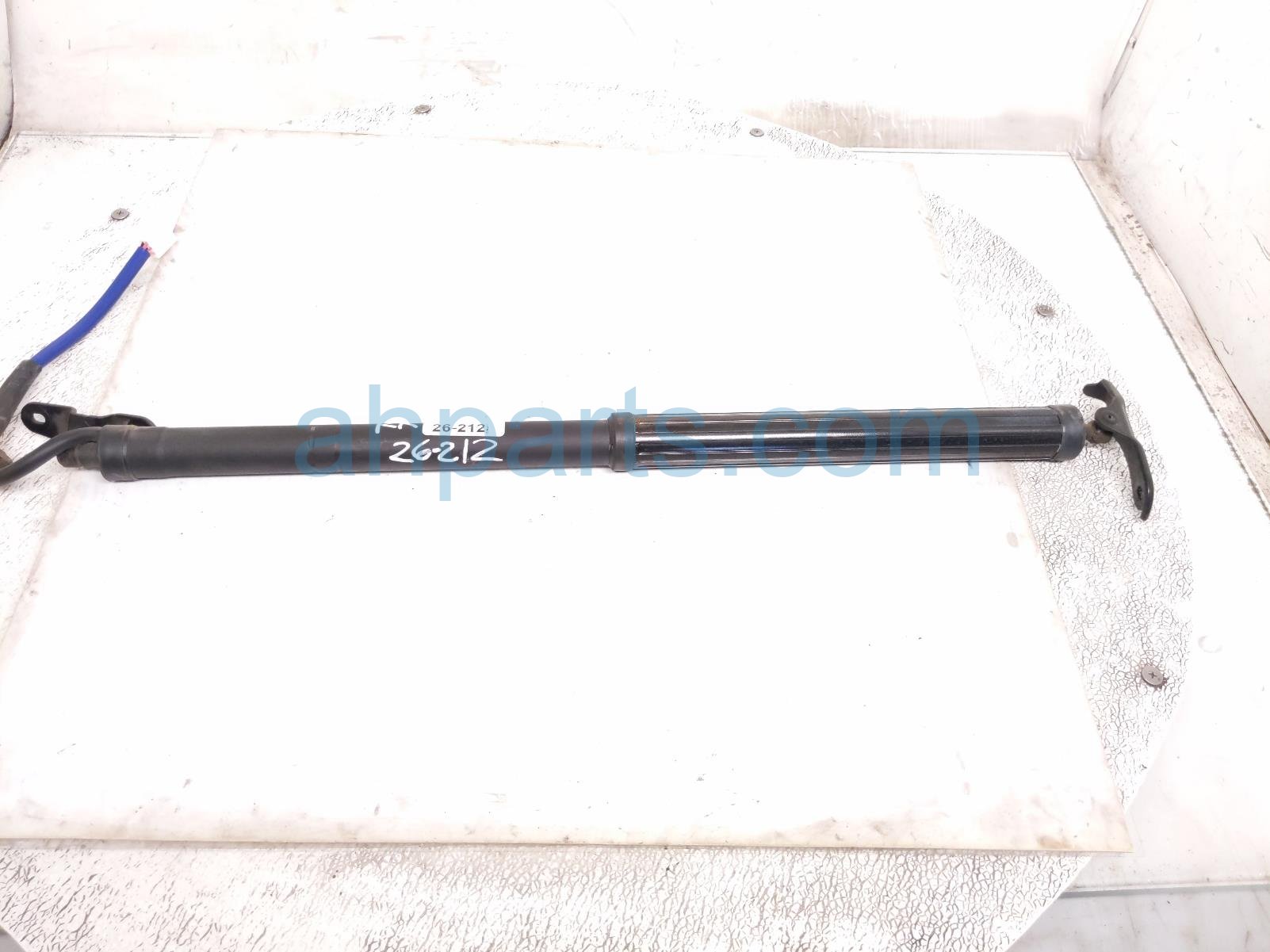 Toyota RH TAILGATE ELECTRIC LIFT STRUT