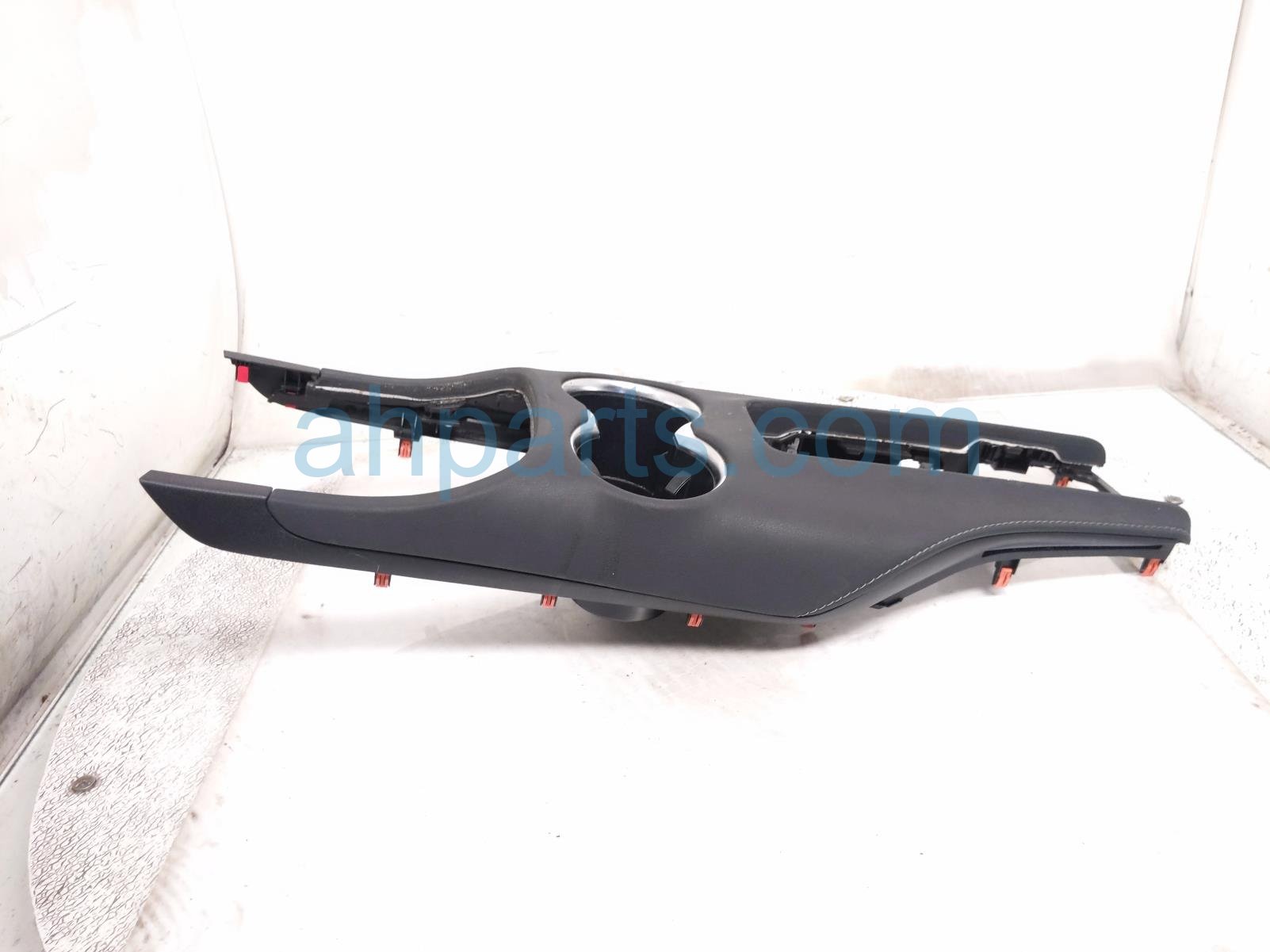 Toyota CENTER CONSOLE CUP HOLDER TRIM-BLK