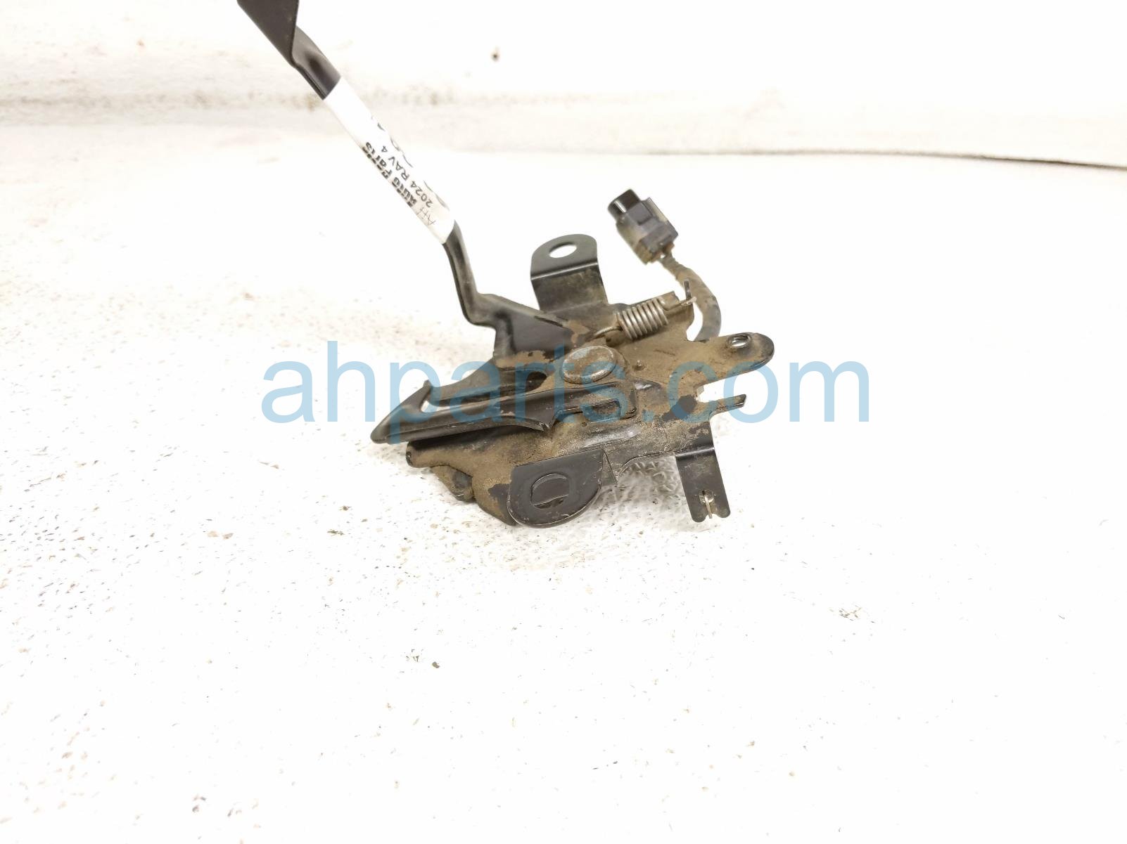 2024 Toyota Rav 4 Hood Latch / Lock Assy 53510 0R060 Replacement 2024 Toyota Rav 4 Hood Latch / Lock Assy 53510 0R060 Replacement thumbnail