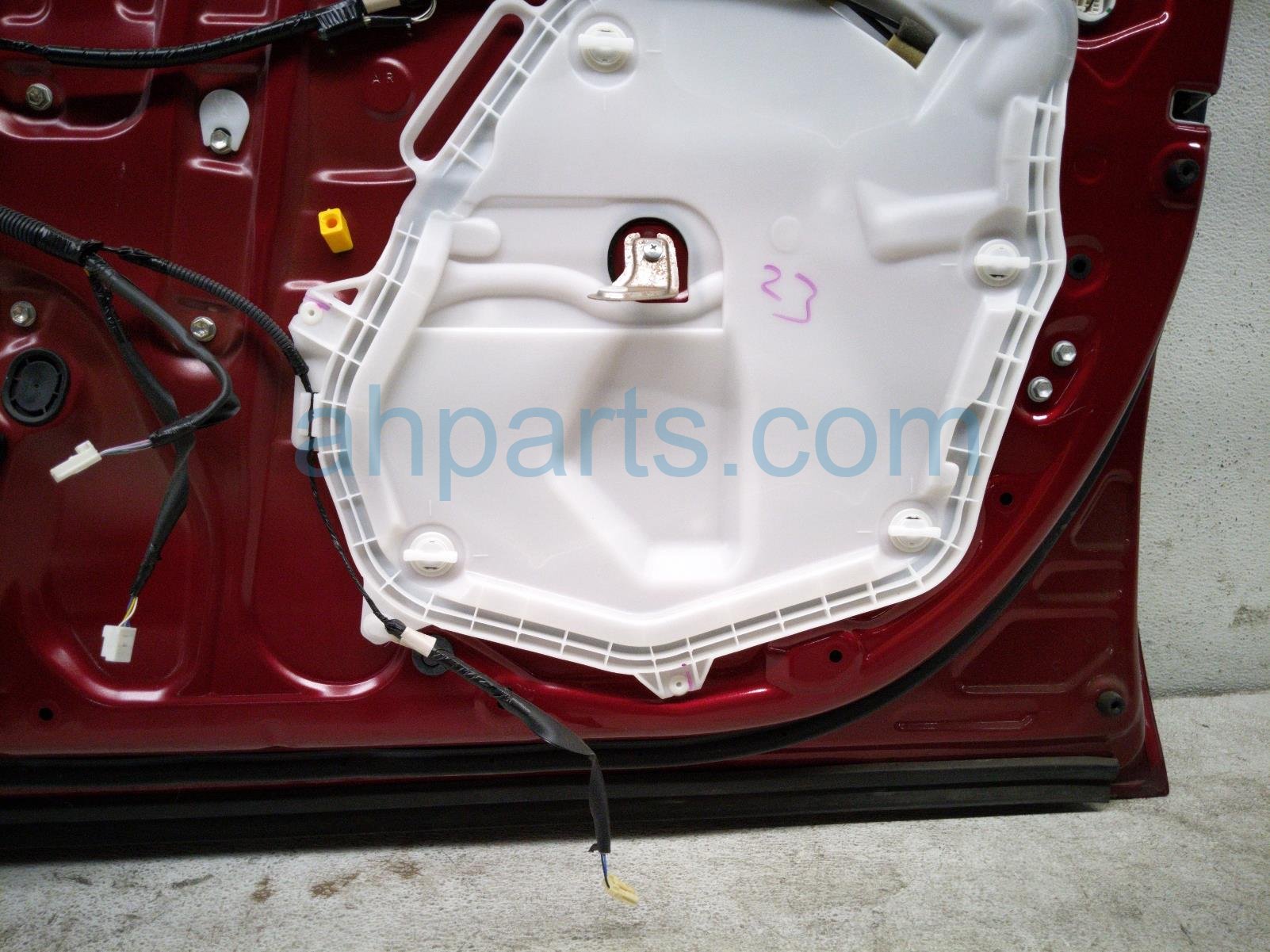2020 Toyota Avalon Front Passenger Door Red No Mirror/trim 67001 07050 Replacement 2020 Toyota Avalon Front Passenger Door Red No Mirror/trim 67001 07050 Replacement thumbnail