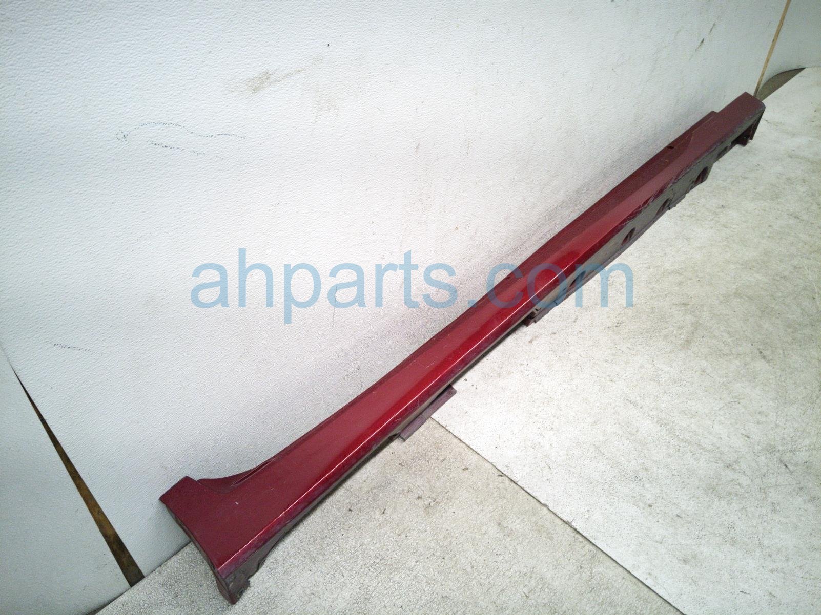 2020 Toyota Avalon Rocker Trim Passenger Side Skirt / Molding Red Xse 75851 07070 Replacement 2020 Toyota Avalon Rocker Trim Passenger Side Skirt / Molding Red Xse 75851 07070 Replacement thumbnail