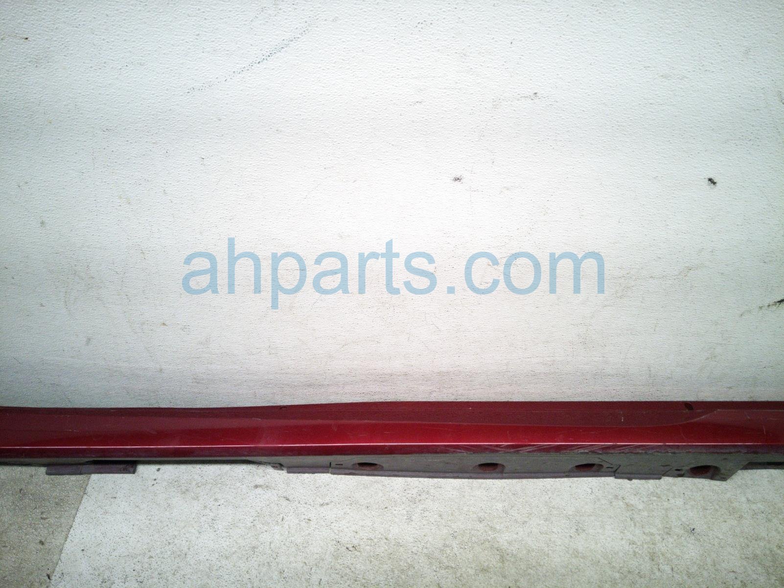 2020 Toyota Avalon Rocker Trim Passenger Side Skirt / Molding Red Xse 75851 07070 Replacement 2020 Toyota Avalon Rocker Trim Passenger Side Skirt / Molding Red Xse 75851 07070 Replacement thumbnail