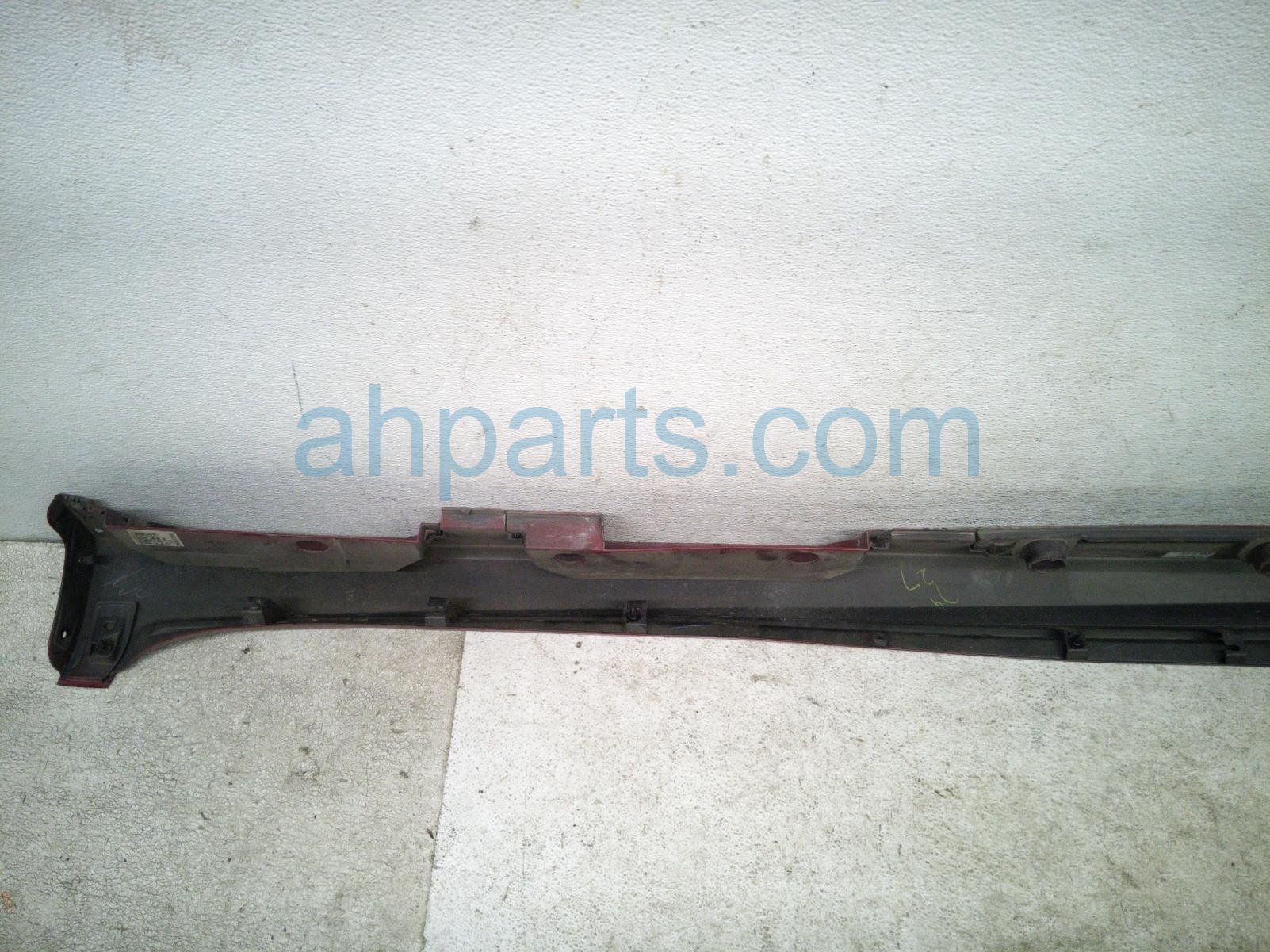 2020 Toyota Avalon Rocker Trim Passenger Side Skirt / Molding Red Xse 75851 07070 Replacement 2020 Toyota Avalon Rocker Trim Passenger Side Skirt / Molding Red Xse 75851 07070 Replacement thumbnail