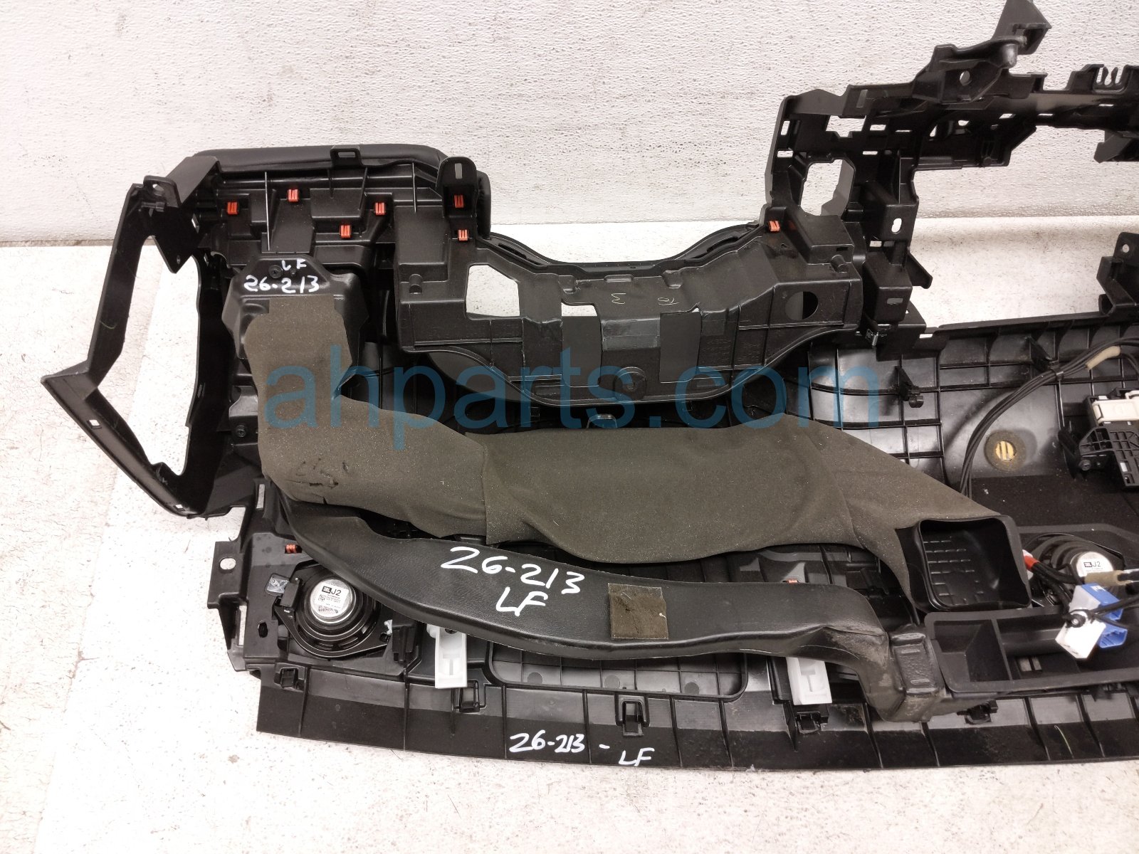 2020 Toyota Avalon Dashboard W/ Airbag 55401 07120 C2 Replacement 2020 Toyota Avalon Dashboard W/ Airbag 55401 07120 C2 Replacement thumbnail