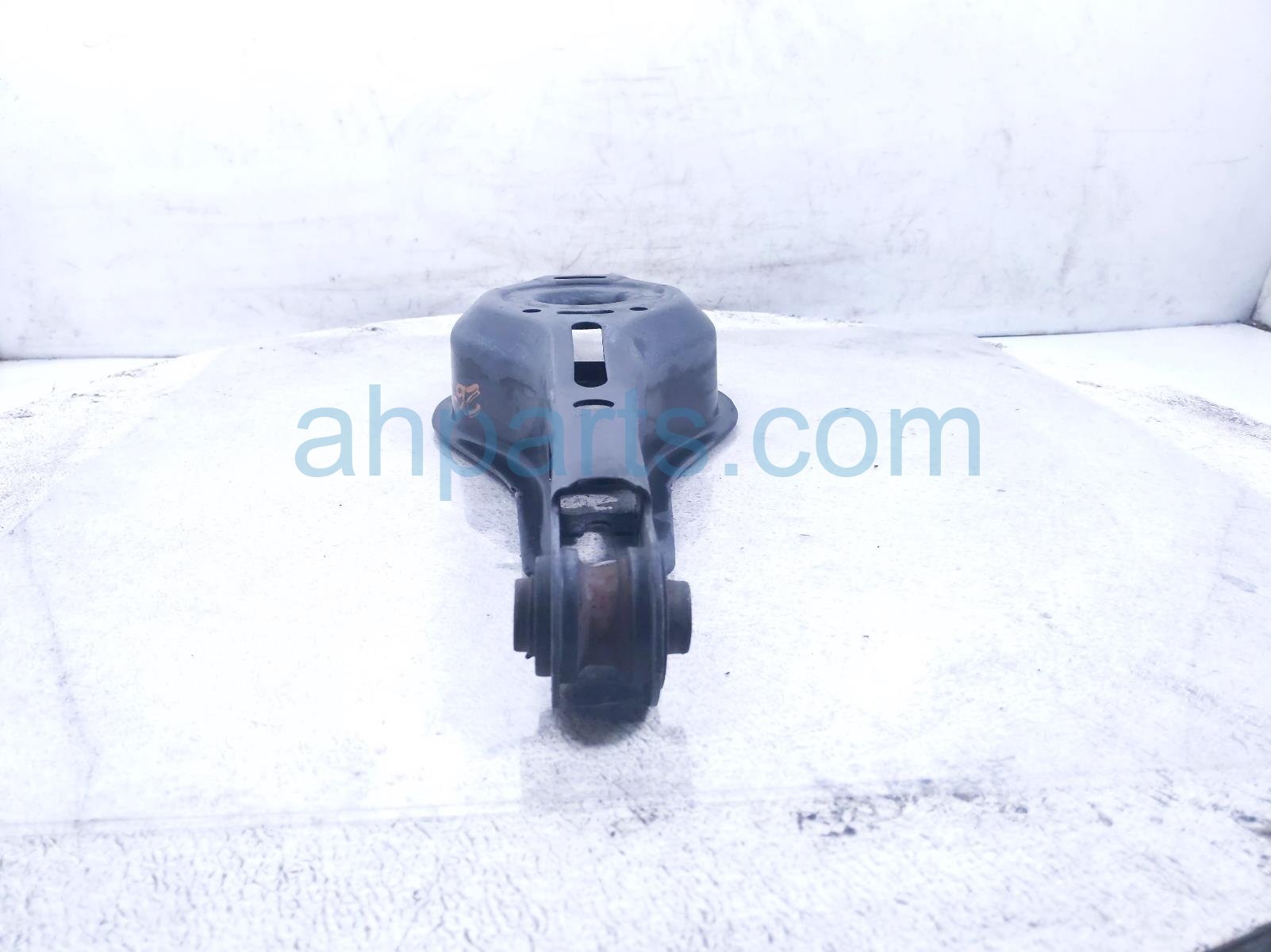 2020 Toyota Avalon Rear Driver Spring Seat Lower Control Arm 48730 06120 Replacement 2020 Toyota Avalon Rear Driver Spring Seat Lower Control Arm 48730 06120 Replacement thumbnail