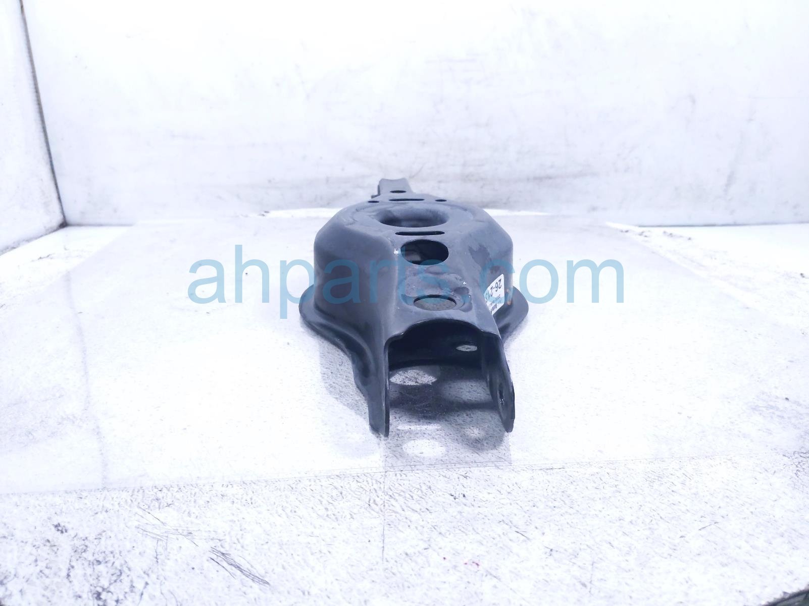 2020 Toyota Avalon Rear Driver Spring Seat Lower Control Arm 48730 06120 Replacement 2020 Toyota Avalon Rear Driver Spring Seat Lower Control Arm 48730 06120 Replacement thumbnail