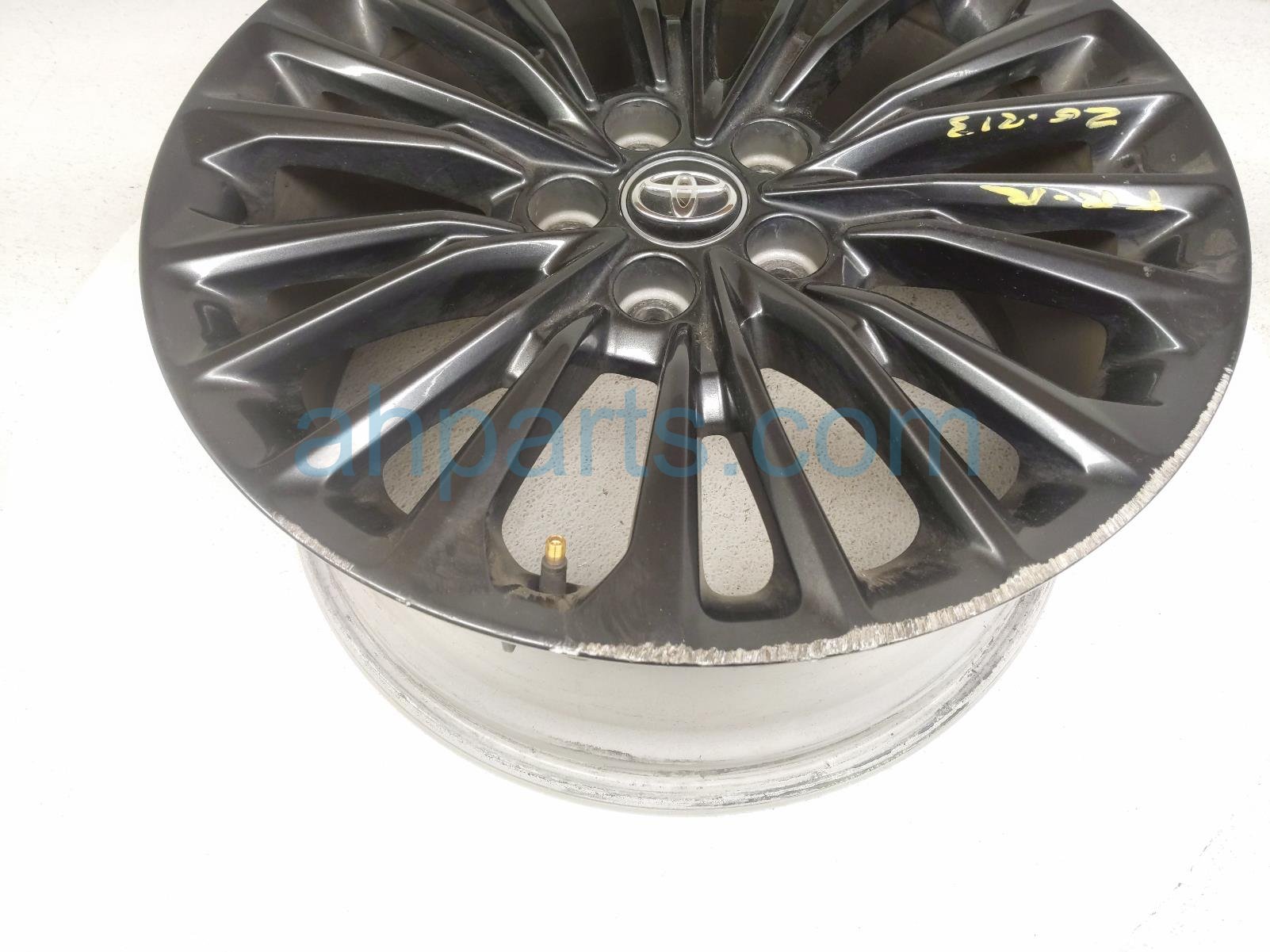 2020 Toyota Avalon Front Passenger Wheel / Rim 42611 07150 Replacement 2020 Toyota Avalon Front Passenger Wheel / Rim 42611 07150 Replacement thumbnail