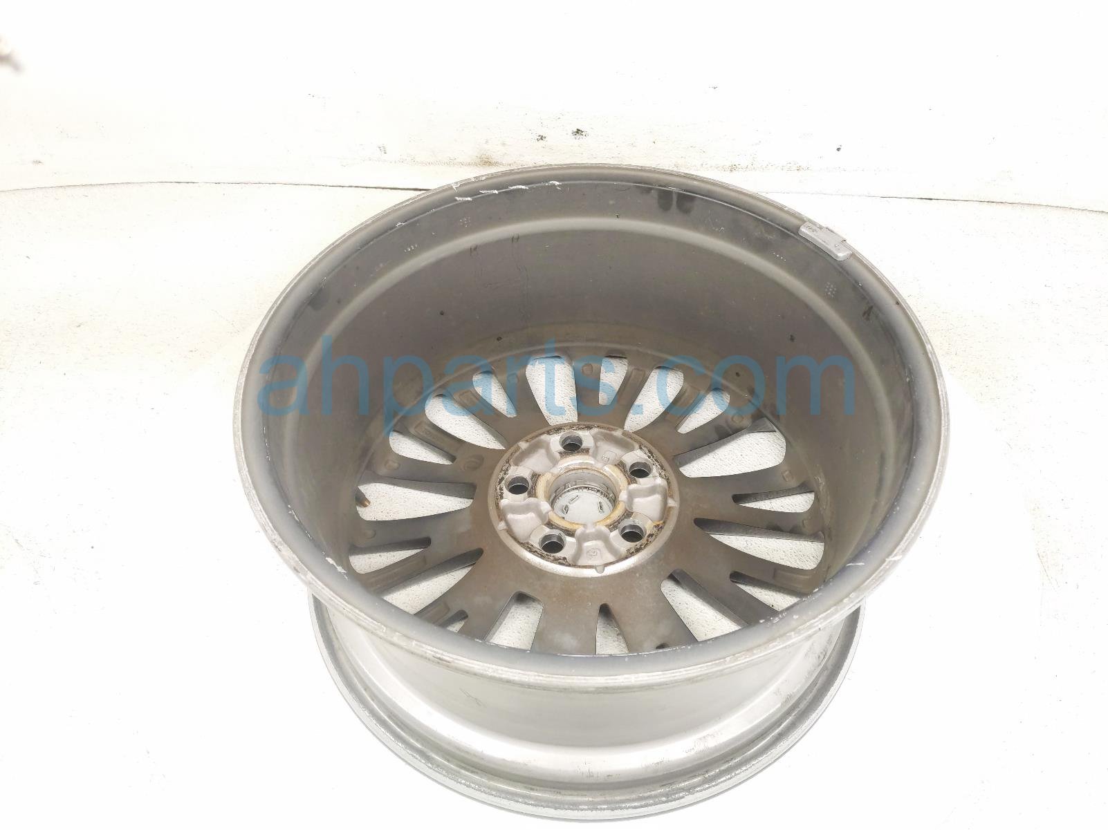 2020 Toyota Avalon Front Passenger Wheel / Rim 42611 07150 Replacement 2020 Toyota Avalon Front Passenger Wheel / Rim 42611 07150 Replacement thumbnail