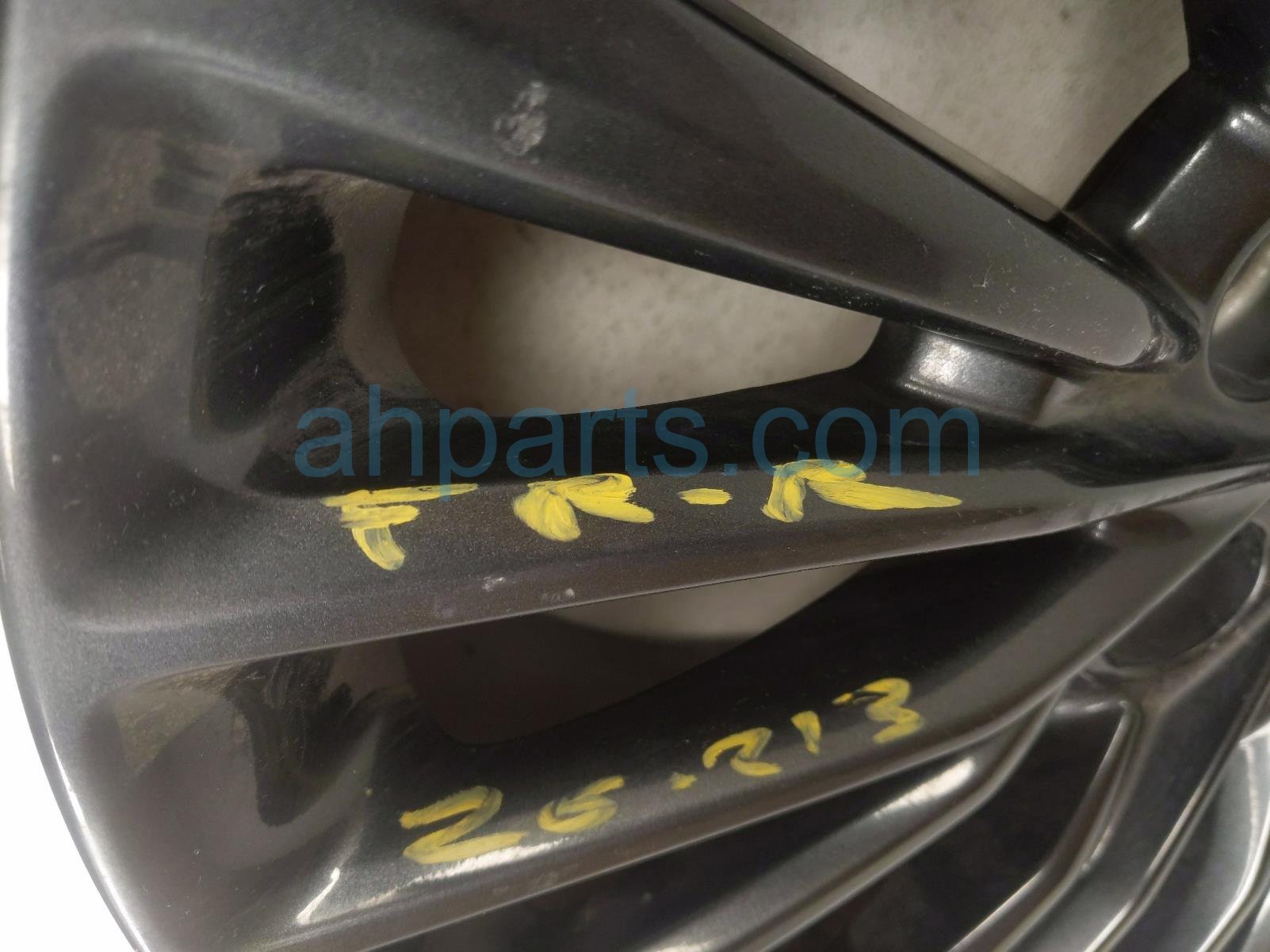 2020 Toyota Avalon Front Passenger Wheel / Rim 42611 07150 Replacement 2020 Toyota Avalon Front Passenger Wheel / Rim 42611 07150 Replacement thumbnail