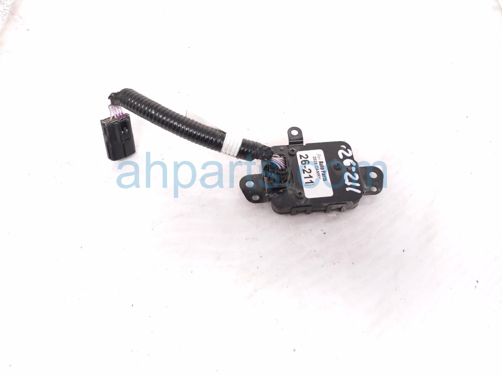 Toyota FRONT DISTANCE CRUISE RADAR UNIT
