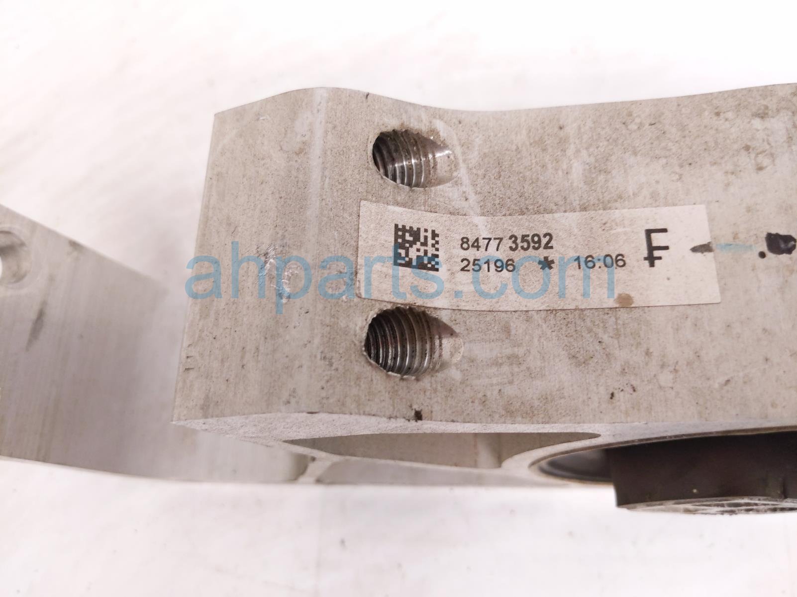 2026 GMC Acadia Engine/motor Rear Transmission Mount 2.5l Fwd 84773592 Replacement 2026 GMC Acadia Engine/motor Rear Transmission Mount 2.5l Fwd 84773592 Replacement thumbnail