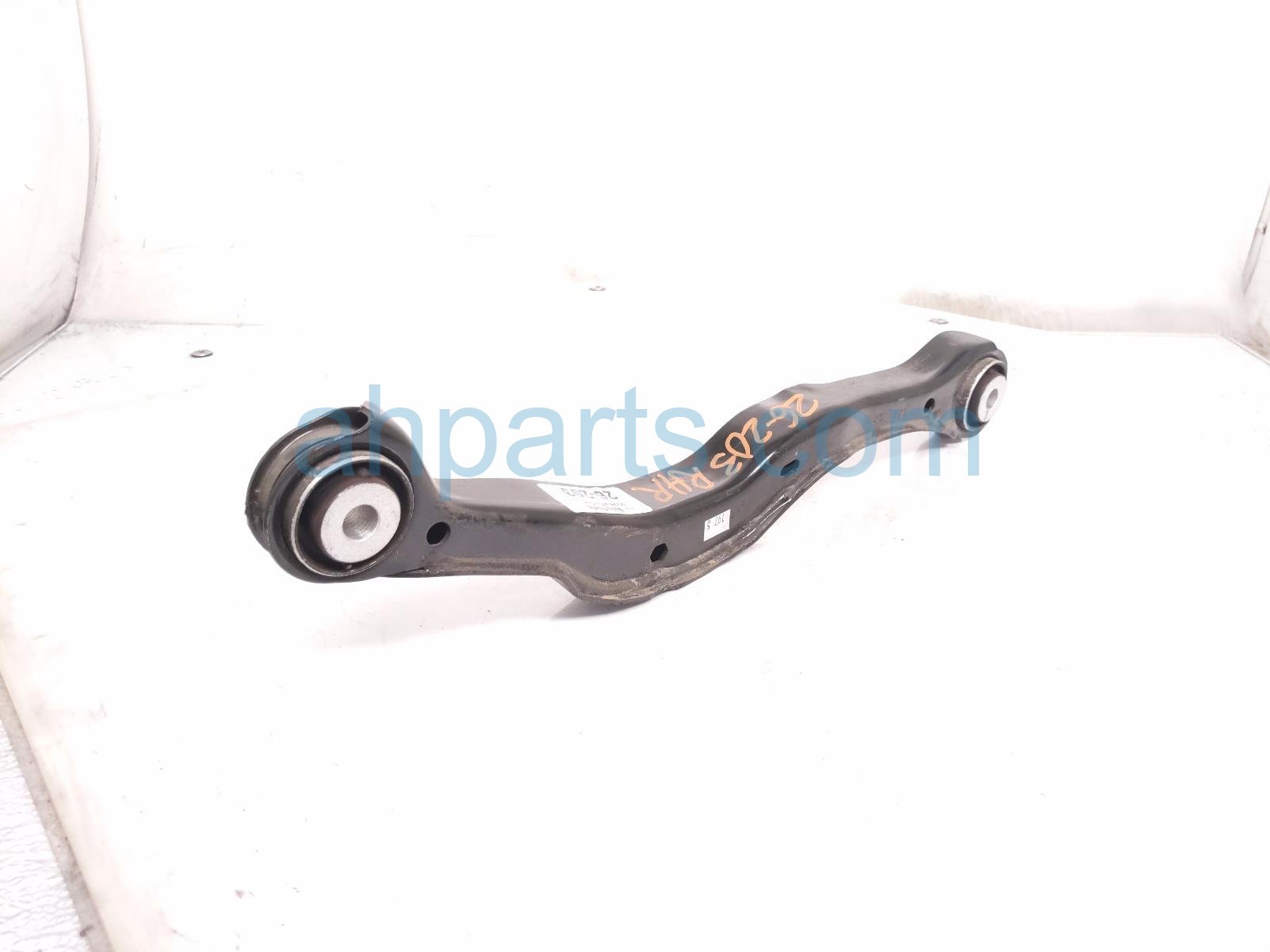 2026 GMC Acadia Rear Passenger Upper Trailing Control Arm 84863000 Replacement 2026 GMC Acadia Rear Passenger Upper Trailing Control Arm 84863000 Replacement thumbnail
