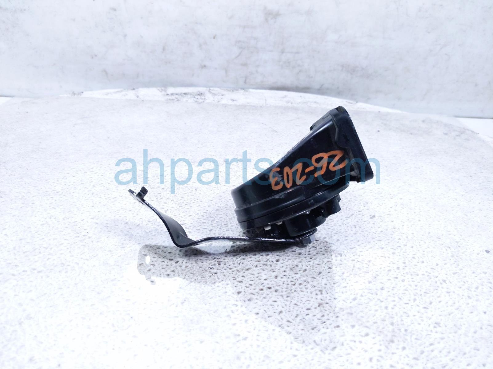 2026 GMC Acadia Horn Assy 85011836 Replacement 2026 GMC Acadia Horn Assy 85011836 Replacement thumbnail