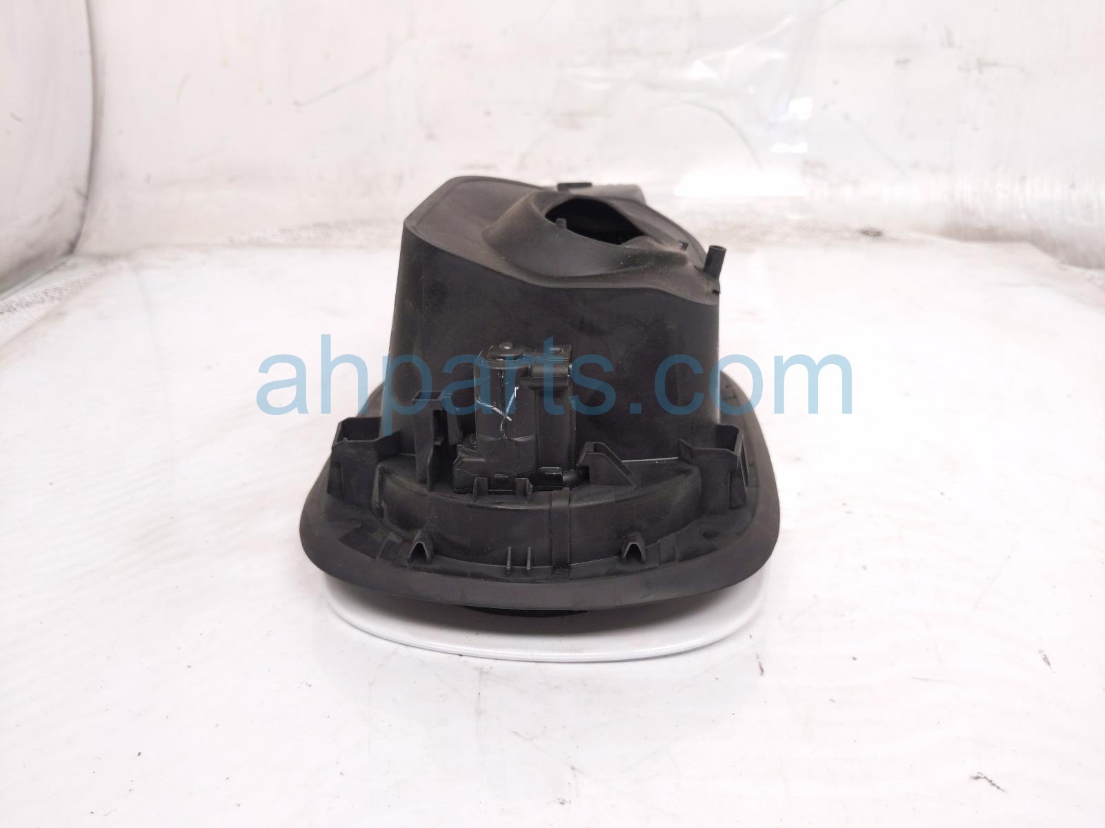 2026 GMC Acadia Fuel Filler Door White 26470004 Replacement 2026 GMC Acadia Fuel Filler Door White 26470004 Replacement thumbnail