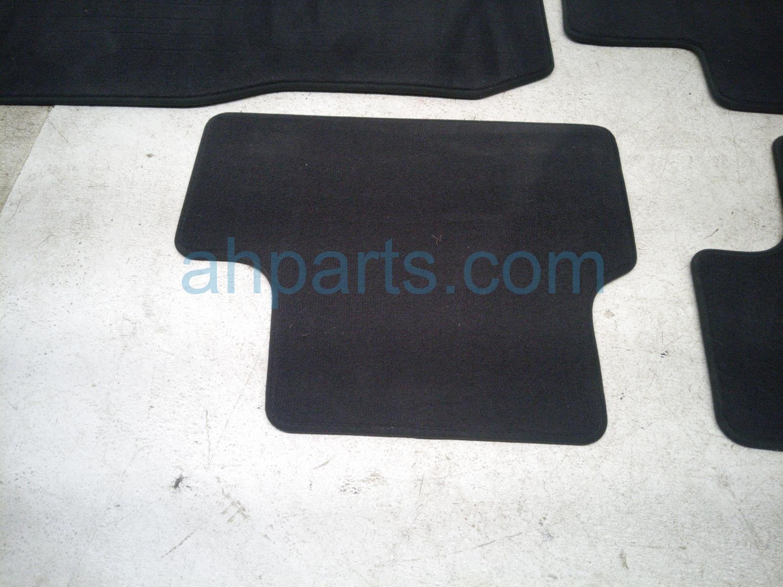 2025 BMW I4 Set Of 4 Floor Mats Black 51 47 9 871 111 Replacement 2025 BMW I4 Set Of 4 Floor Mats Black 51 47 9 871 111 Replacement thumbnail