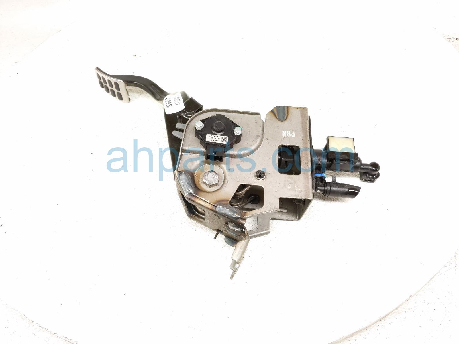 2020 Hyundai Veloster Clutch Pedal Assy 2.0t Mt 32802 S0100 Replacement 2020 Hyundai Veloster Clutch Pedal Assy 2.0t Mt 32802 S0100 Replacement thumbnail
