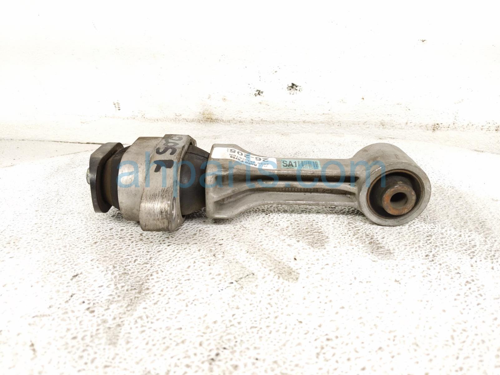 2020 Hyundai Veloster Engine/motor Rear Engine Torque Strut Mount 2.0t 21950 K9000 Replacement 2020 Hyundai Veloster Engine/motor Rear Engine Torque Strut Mount 2.0t 21950 K9000 Replacement thumbnail