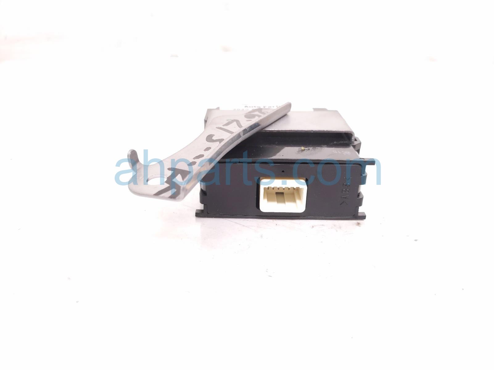 Toyota VEHICLE APPROACH CONTROL MODULE