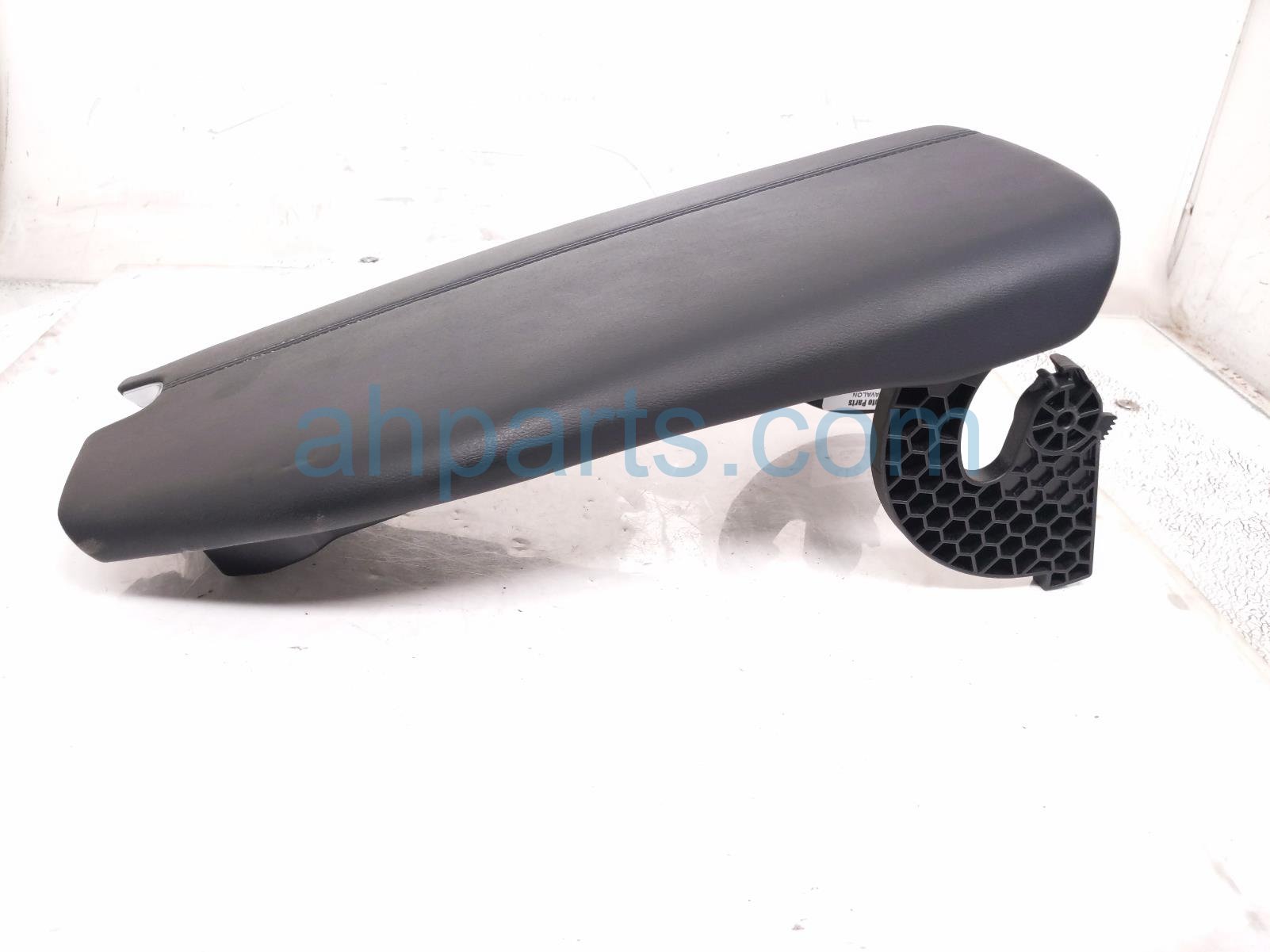 2020 Toyota Avalon Center Console Lid/armrest Black 58907 07030 Replacement 2020 Toyota Avalon Center Console Lid/armrest Black 58907 07030 Replacement thumbnail