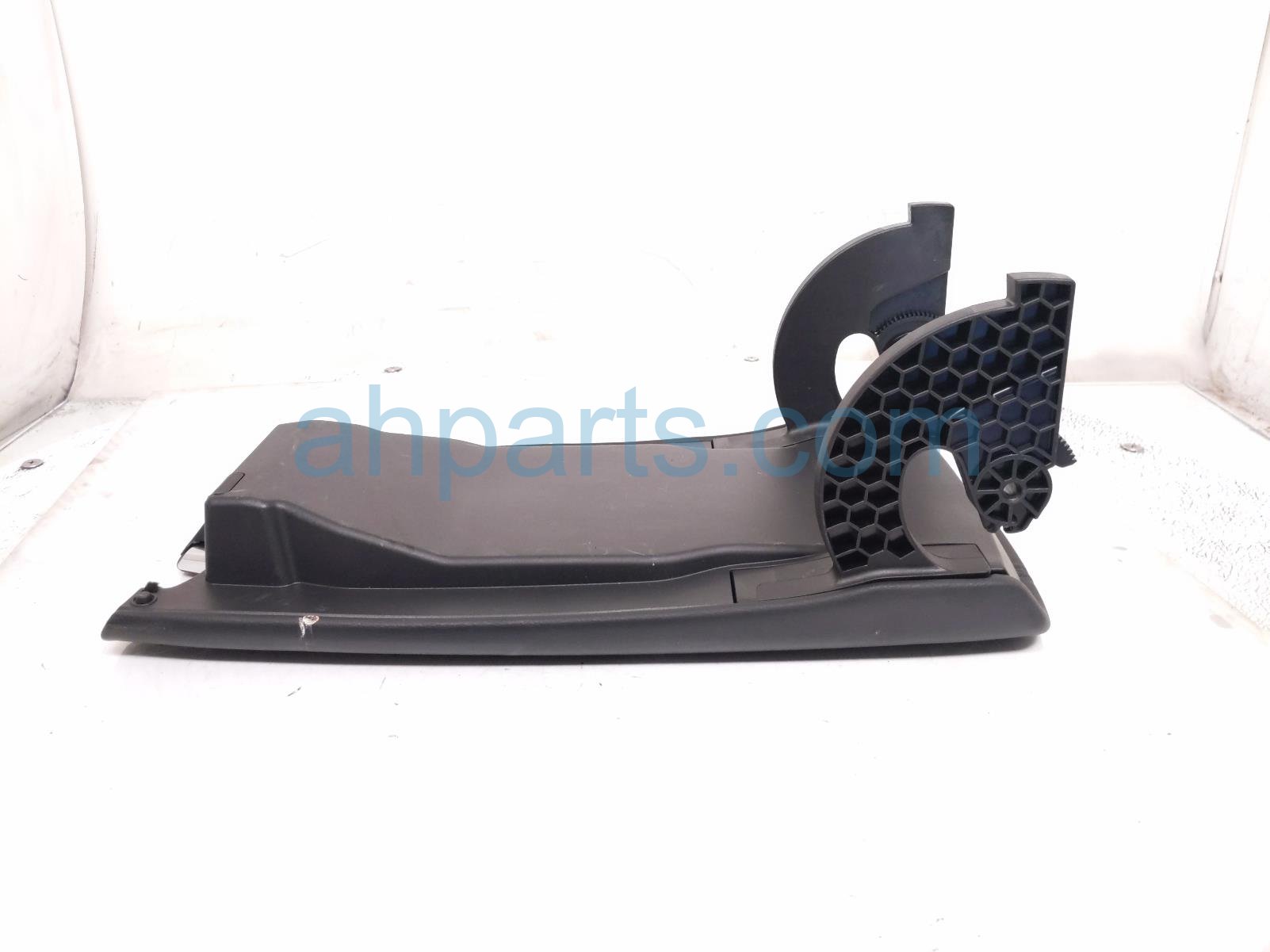 2020 Toyota Avalon Center Console Lid/armrest Black 58907 07030 Replacement 2020 Toyota Avalon Center Console Lid/armrest Black 58907 07030 Replacement thumbnail