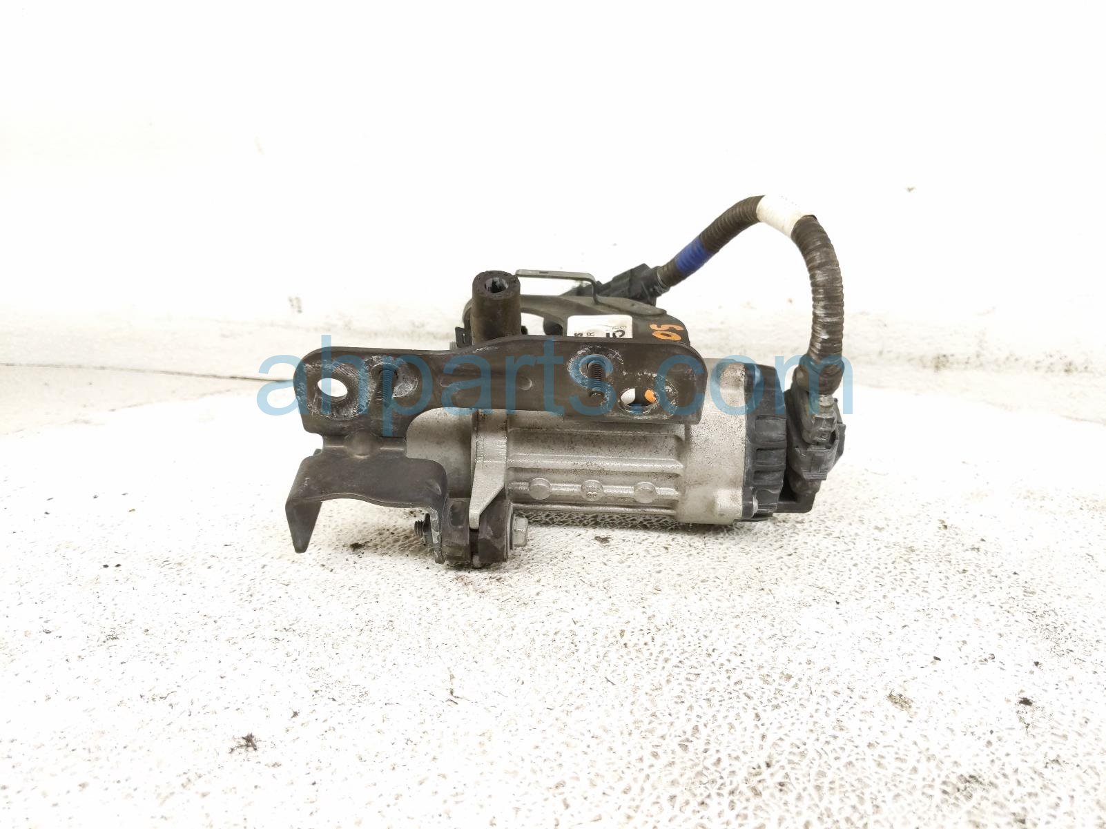 2020 Hyundai Veloster Vacuum Pump 2.0t M.t 59100 K9000 Replacement 2020 Hyundai Veloster Vacuum Pump 2.0t M.t 59100 K9000 Replacement thumbnail