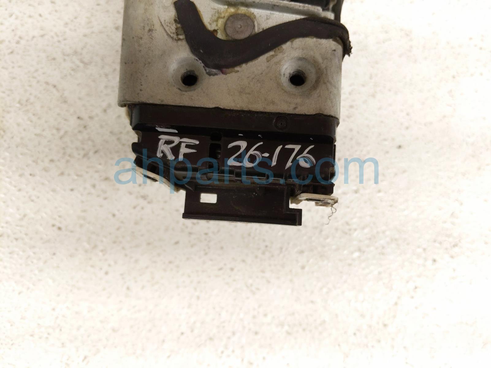 2019 Chrysler 300 Front Passenger Door Lock Actuator Latch 68104004AA Replacement 2019 Chrysler 300 Front Passenger Door Lock Actuator Latch 68104004AA Replacement thumbnail