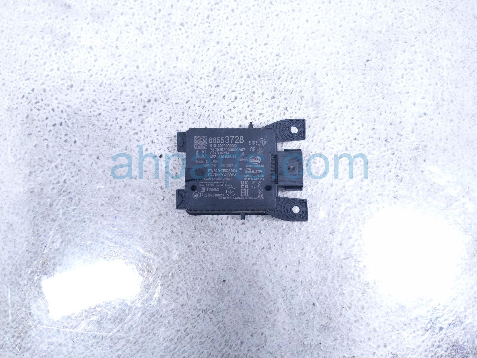 2026 GMC Acadia Rear Blind Spot Radar Sensor 85698872 Replacement 2026 GMC Acadia Rear Blind Spot Radar Sensor 85698872 Replacement thumbnail