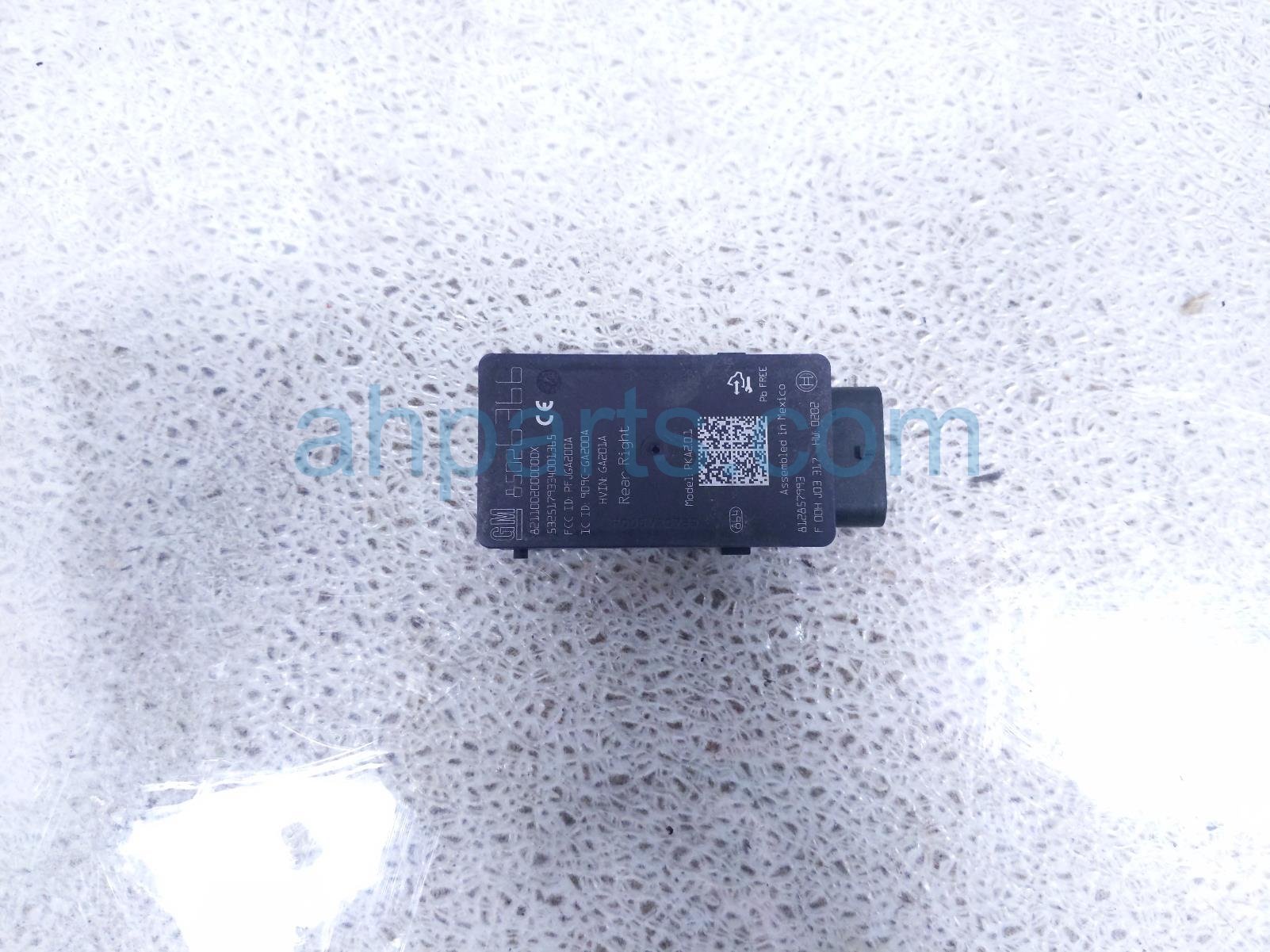 2026 GMC Acadia Rear Passenger Blind Spot Radar Sensor 85026366 Replacement 2026 GMC Acadia Rear Passenger Blind Spot Radar Sensor 85026366 Replacement thumbnail